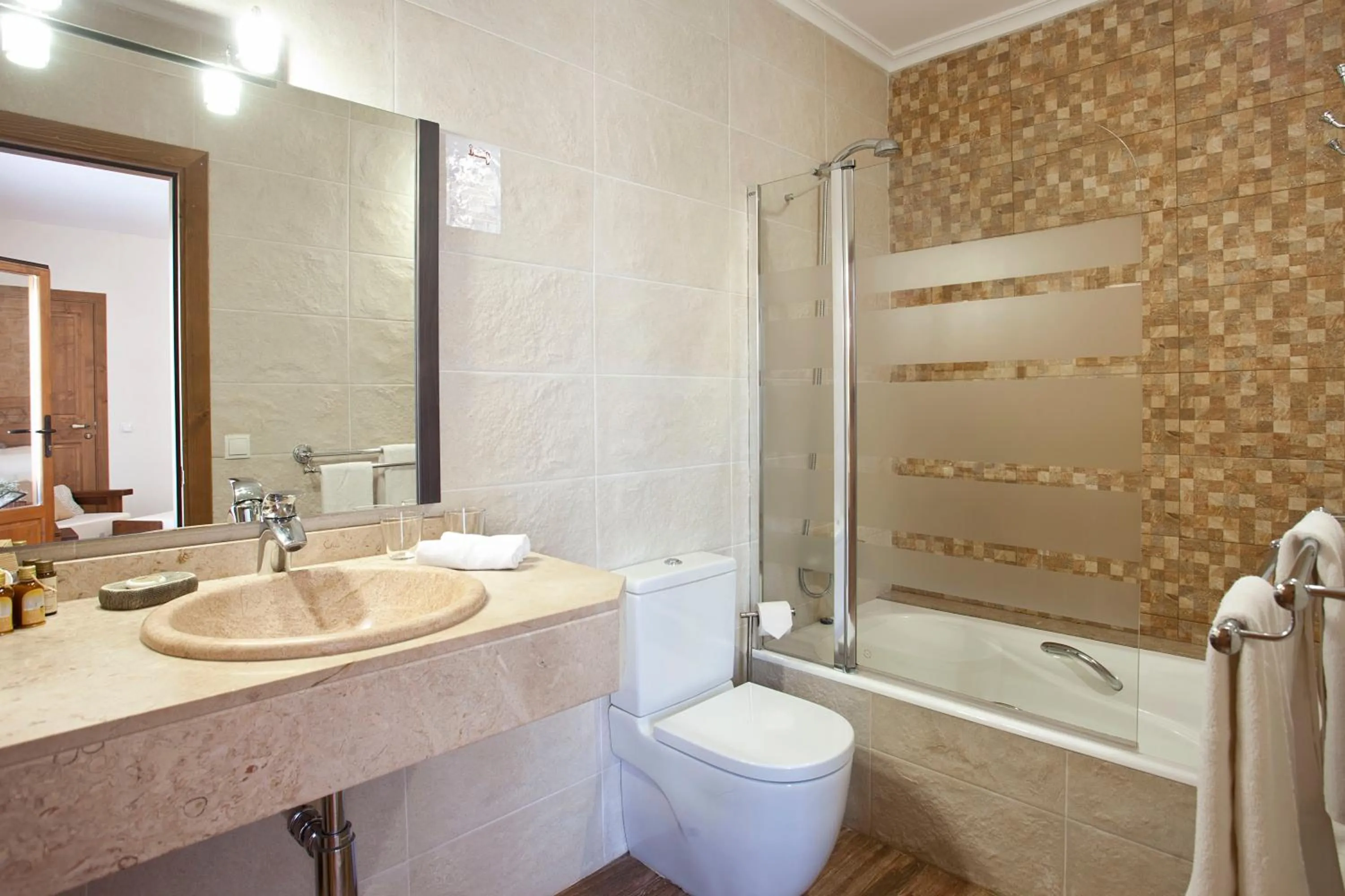 Bathroom in Agroturismo Es Quatre Cantons