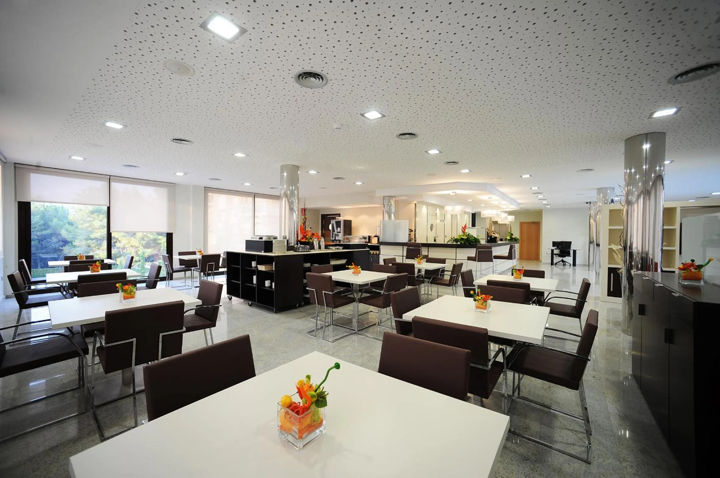 Restaurant/places to eat in Hotel Desitges