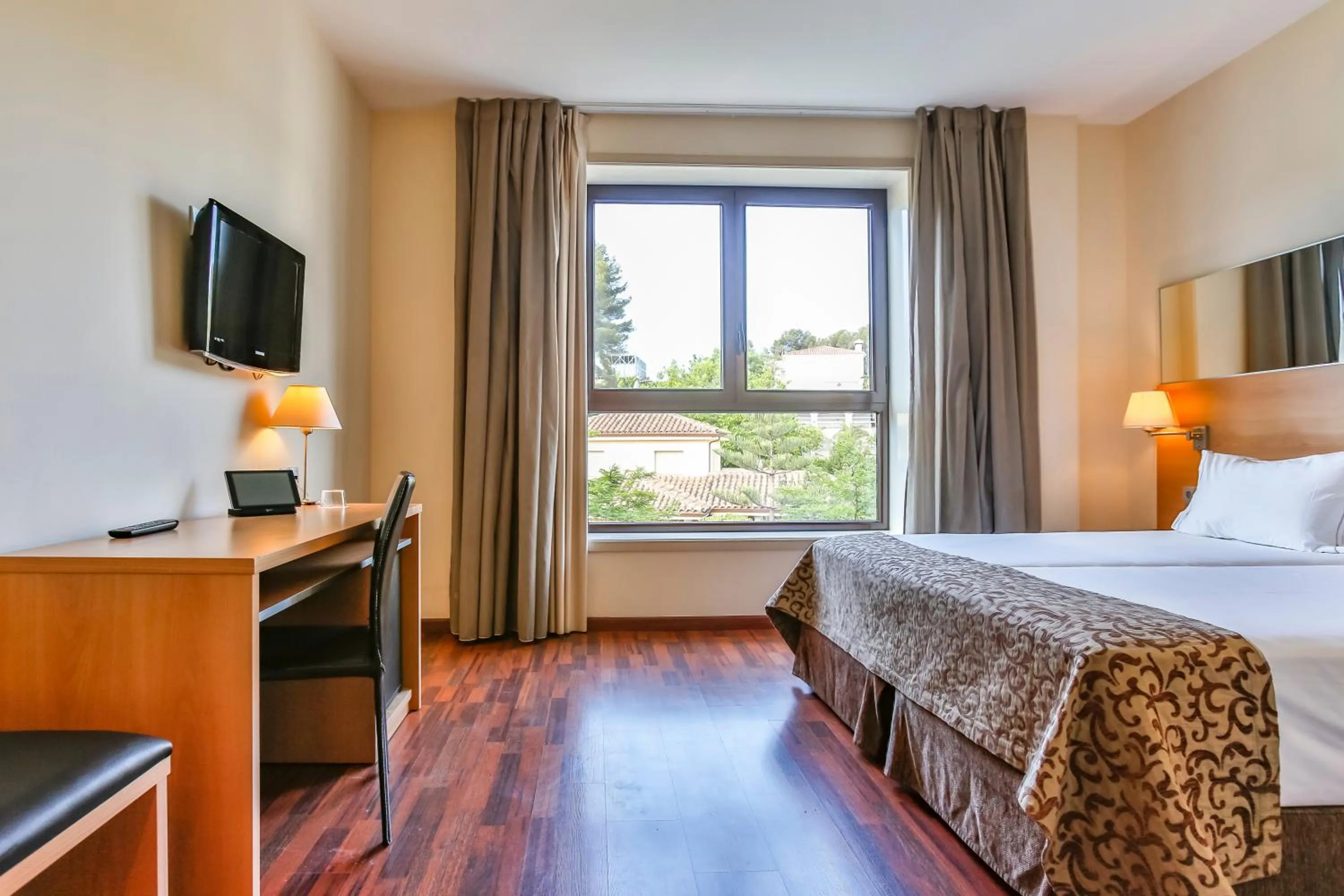 Bed in Hotel Desitges