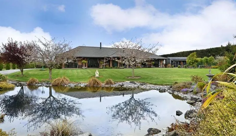 Chester Oaks B&B
