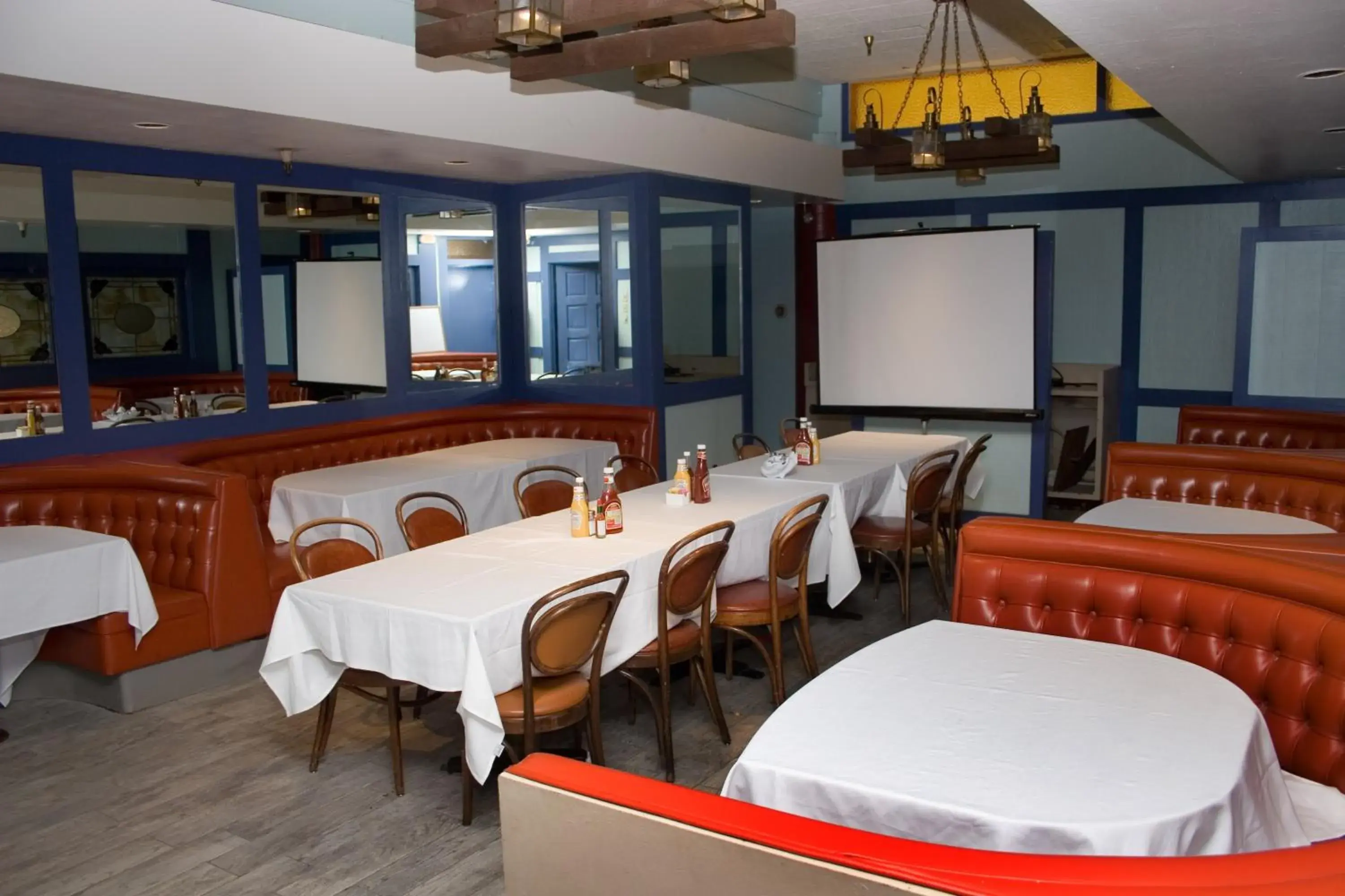 Restaurant/places to eat in Keefers Inn King City Restaurant/places to eat in Keefers Inn King City