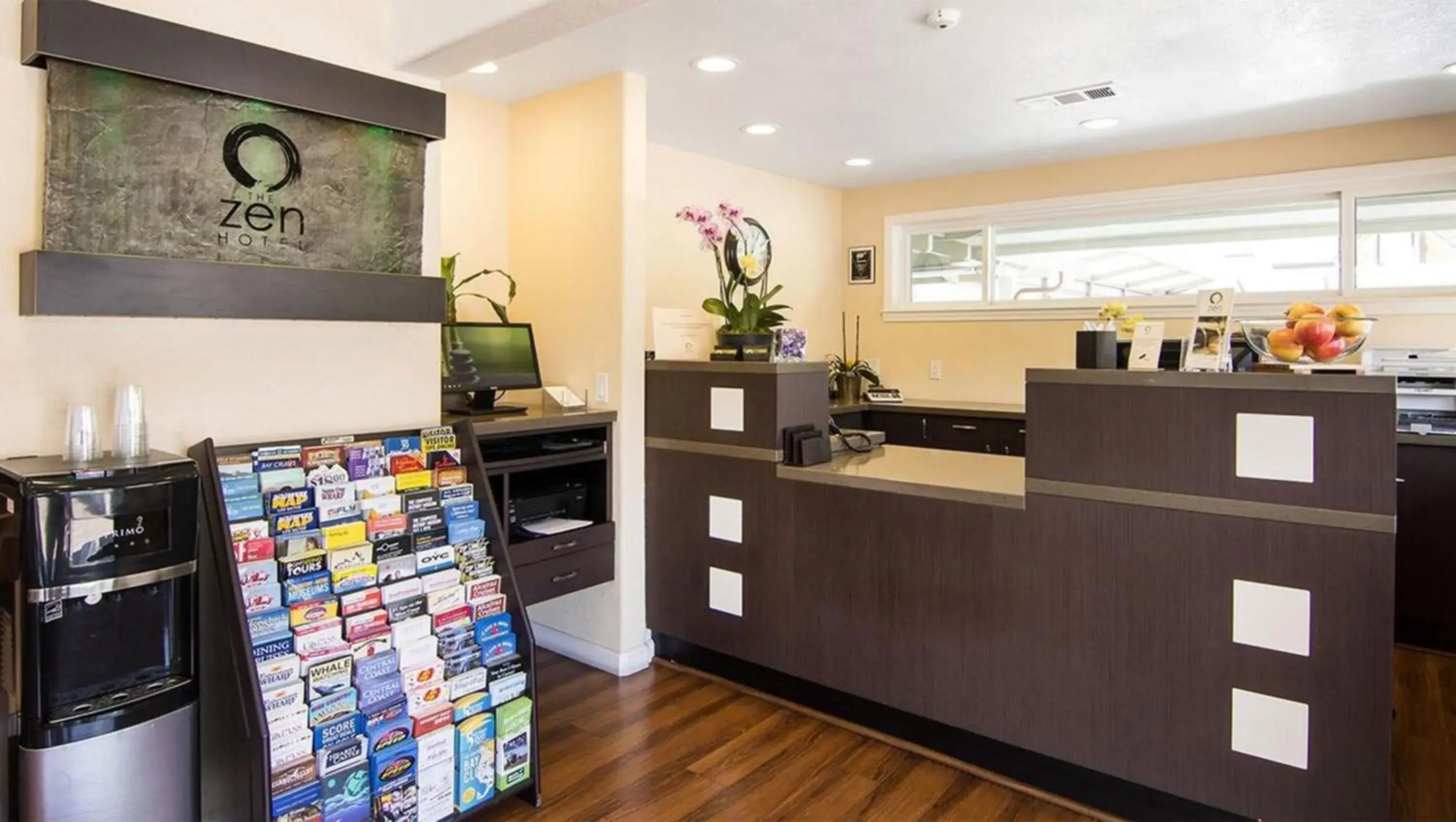 Lobby or reception in The Zen Hotel Palo Alto Lobby or reception in The Zen Hotel Palo Alto