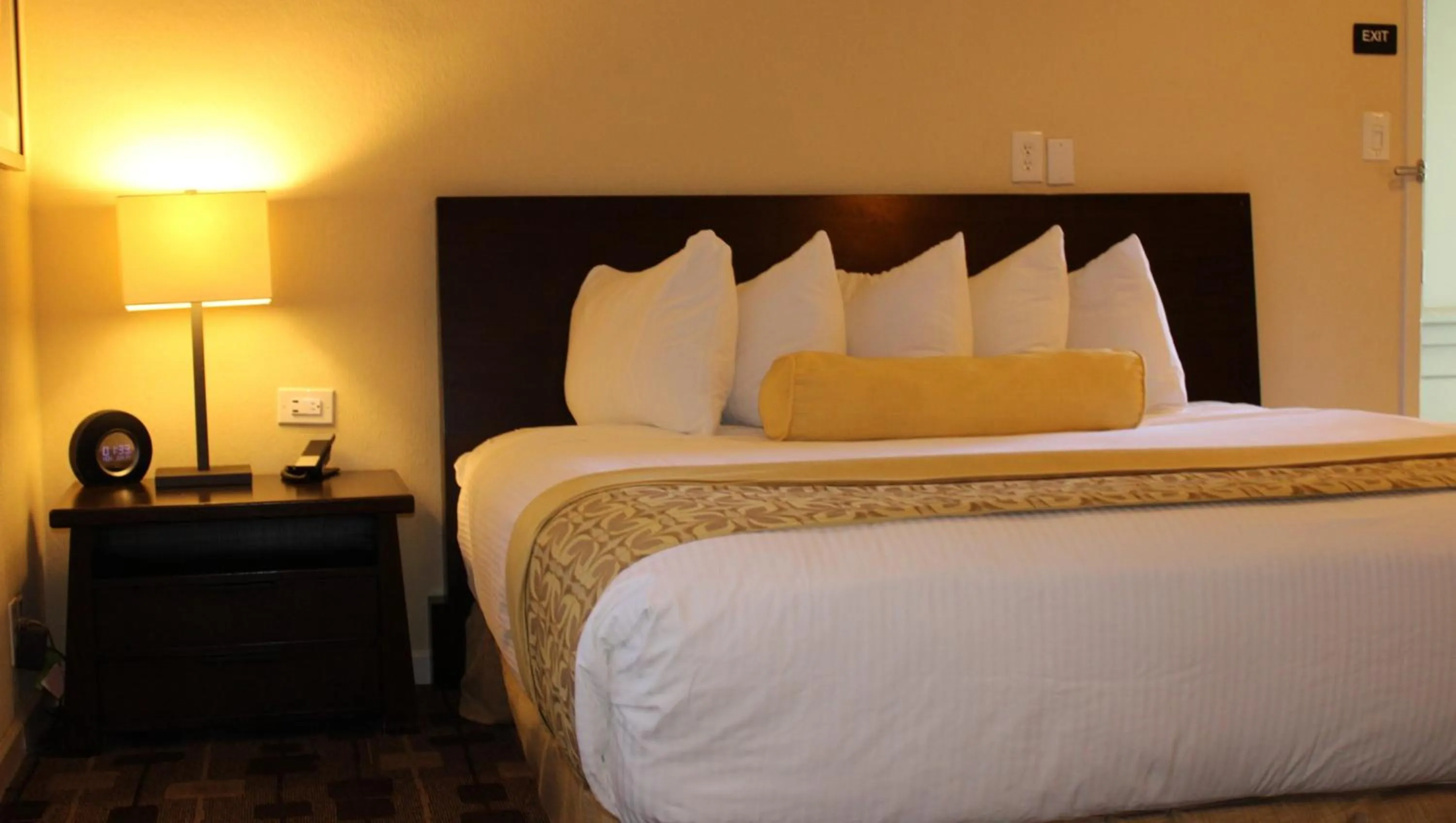 Bedroom, Bed in The Zen Hotel Palo Alto