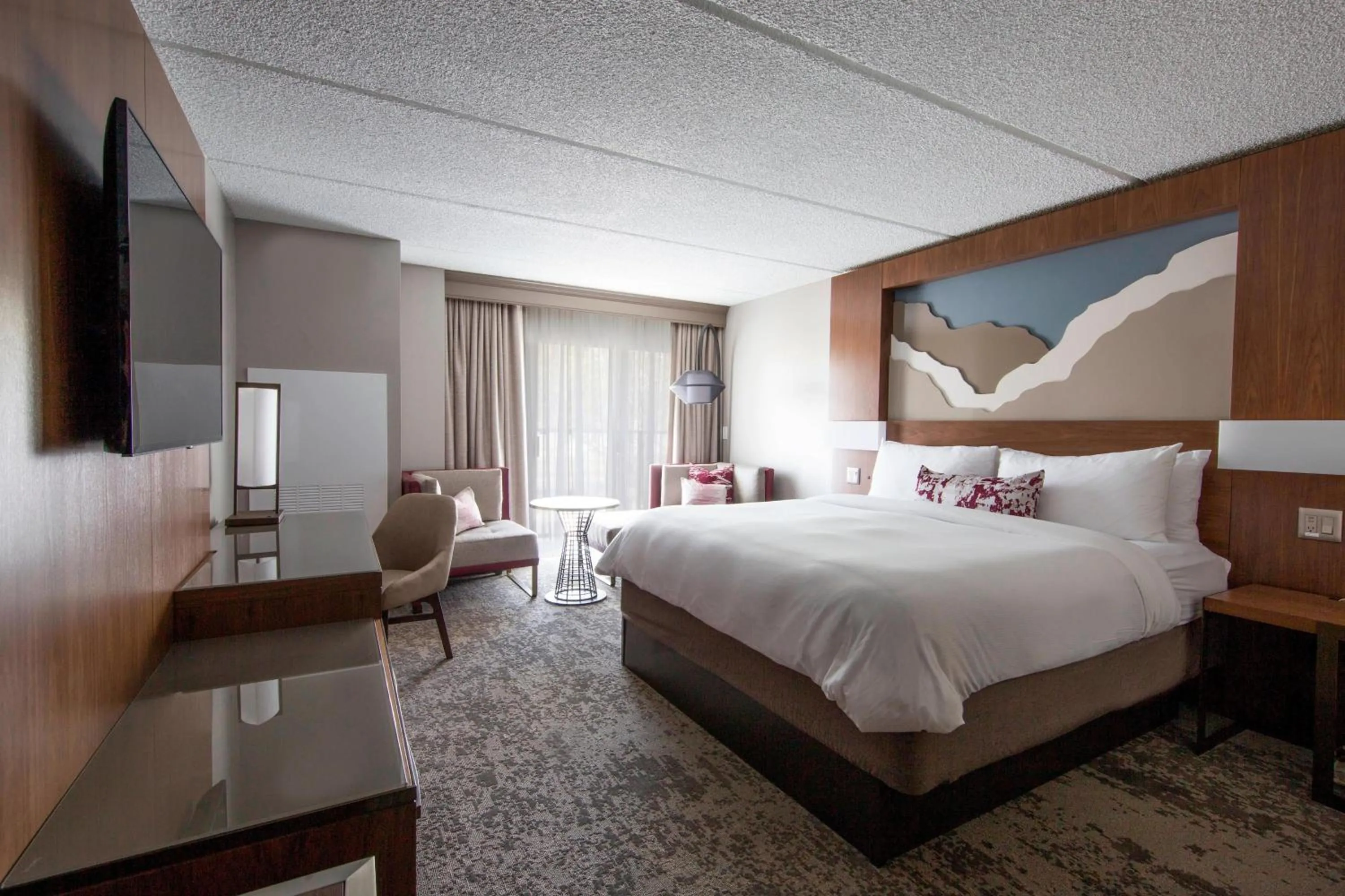 Photo of the whole room, Bed in Napa Valley Marriott Hotel & Spa