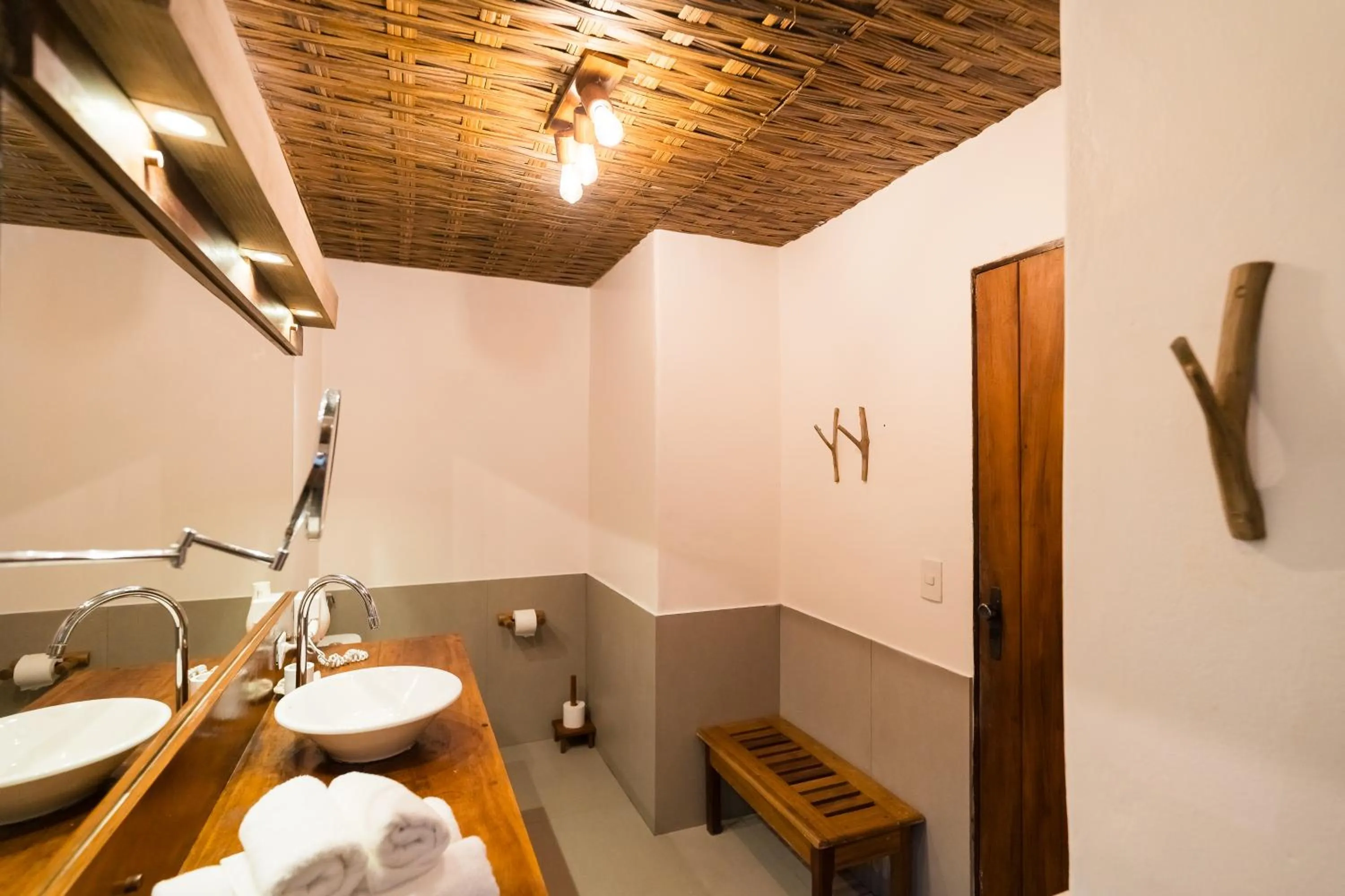 Bathroom in Beijo do Vento Pousada