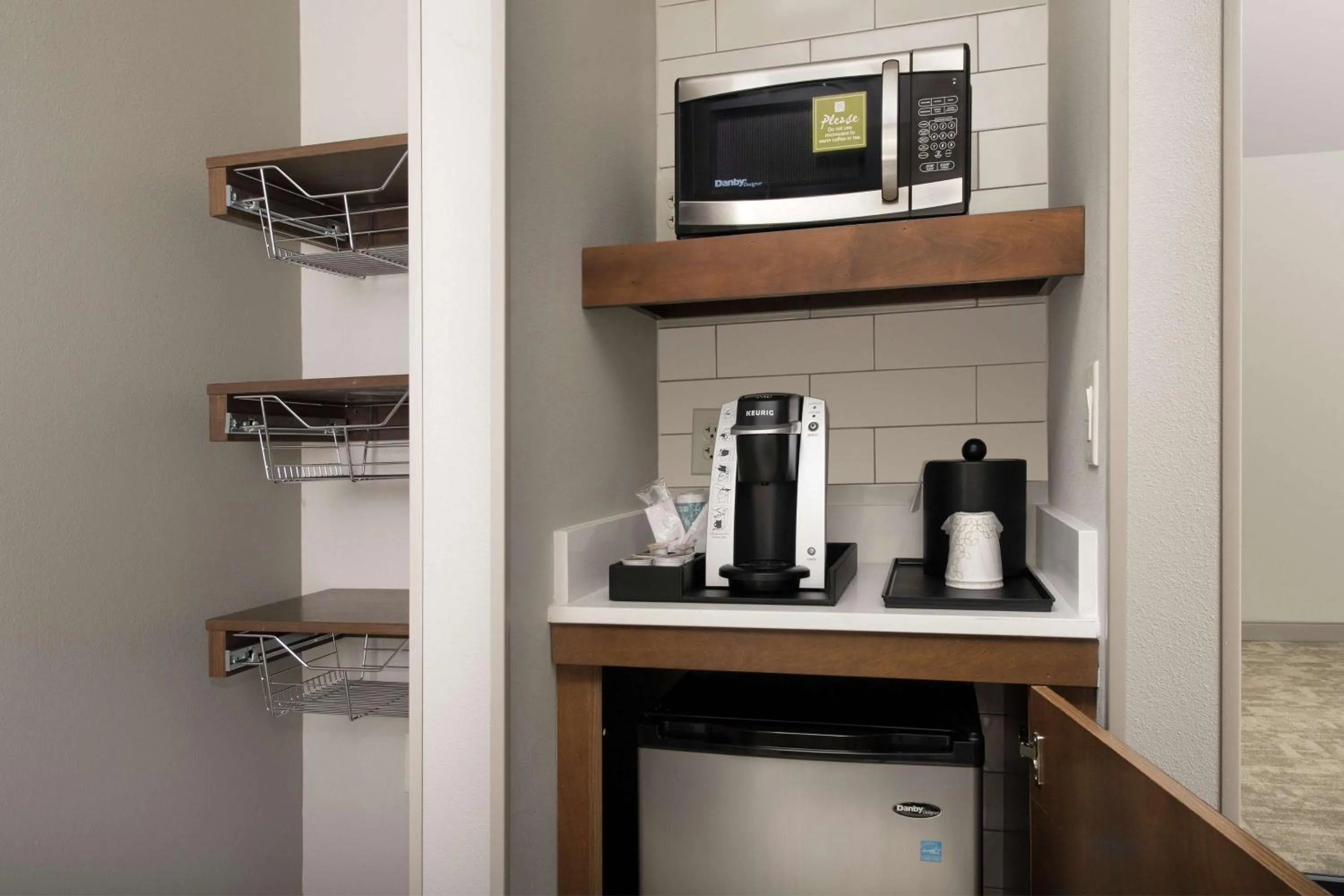 Bedroom in Hilton Garden Inn San Antonio Airport South