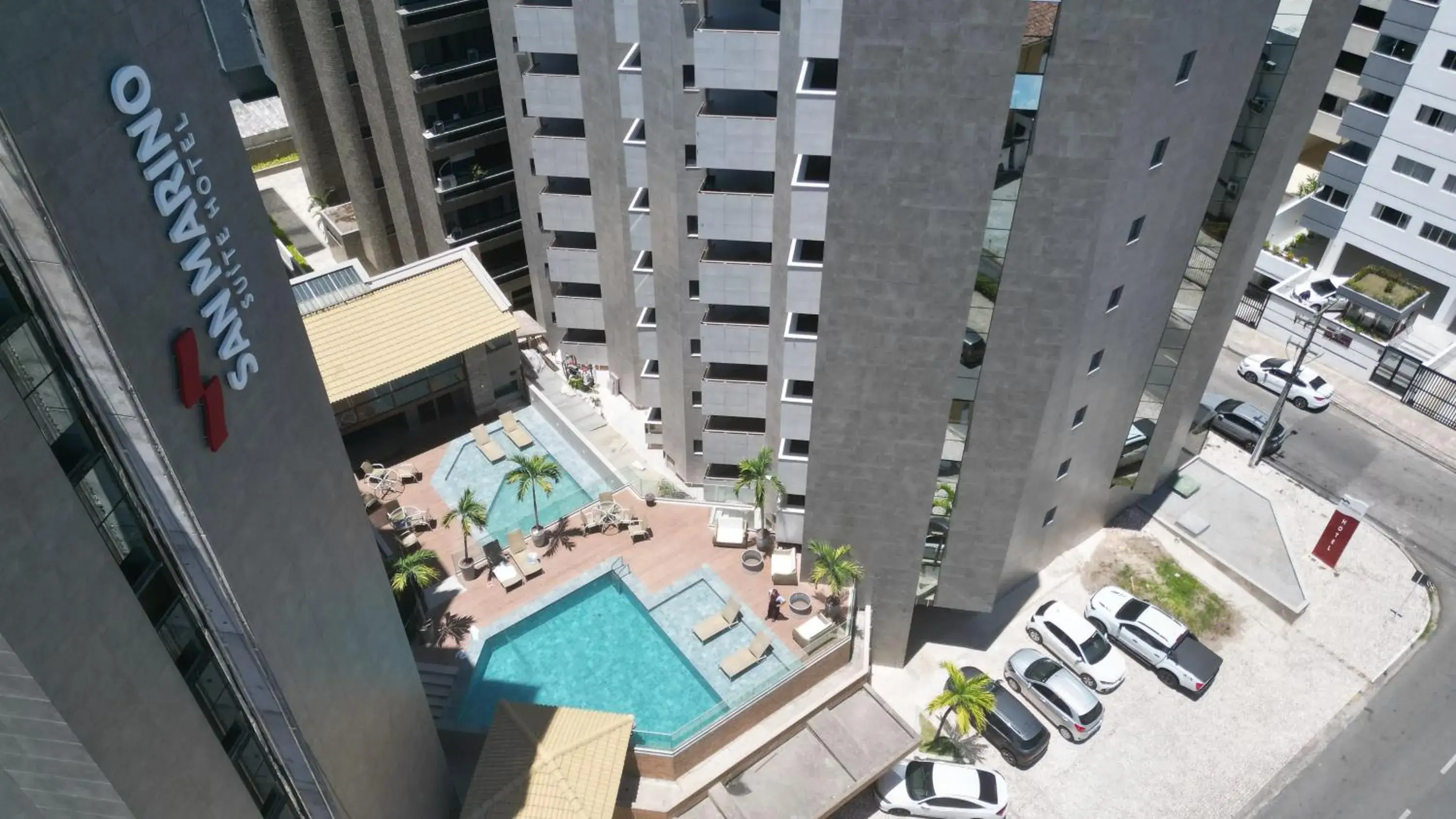 Facade/entrance in San Marino Suite Hotel Facade/entrance in San Marino Suite Hotel