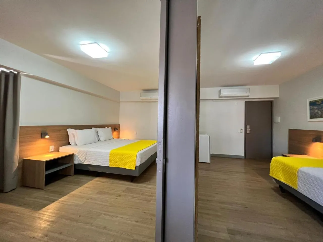 Bedroom, Bed in San Marino Suite Hotel