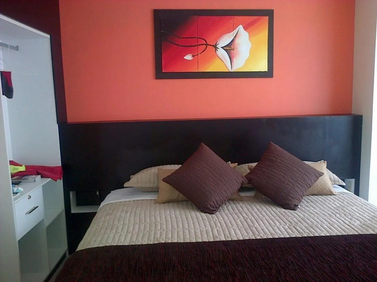 Bed in Hotel San Vicente Galapagos