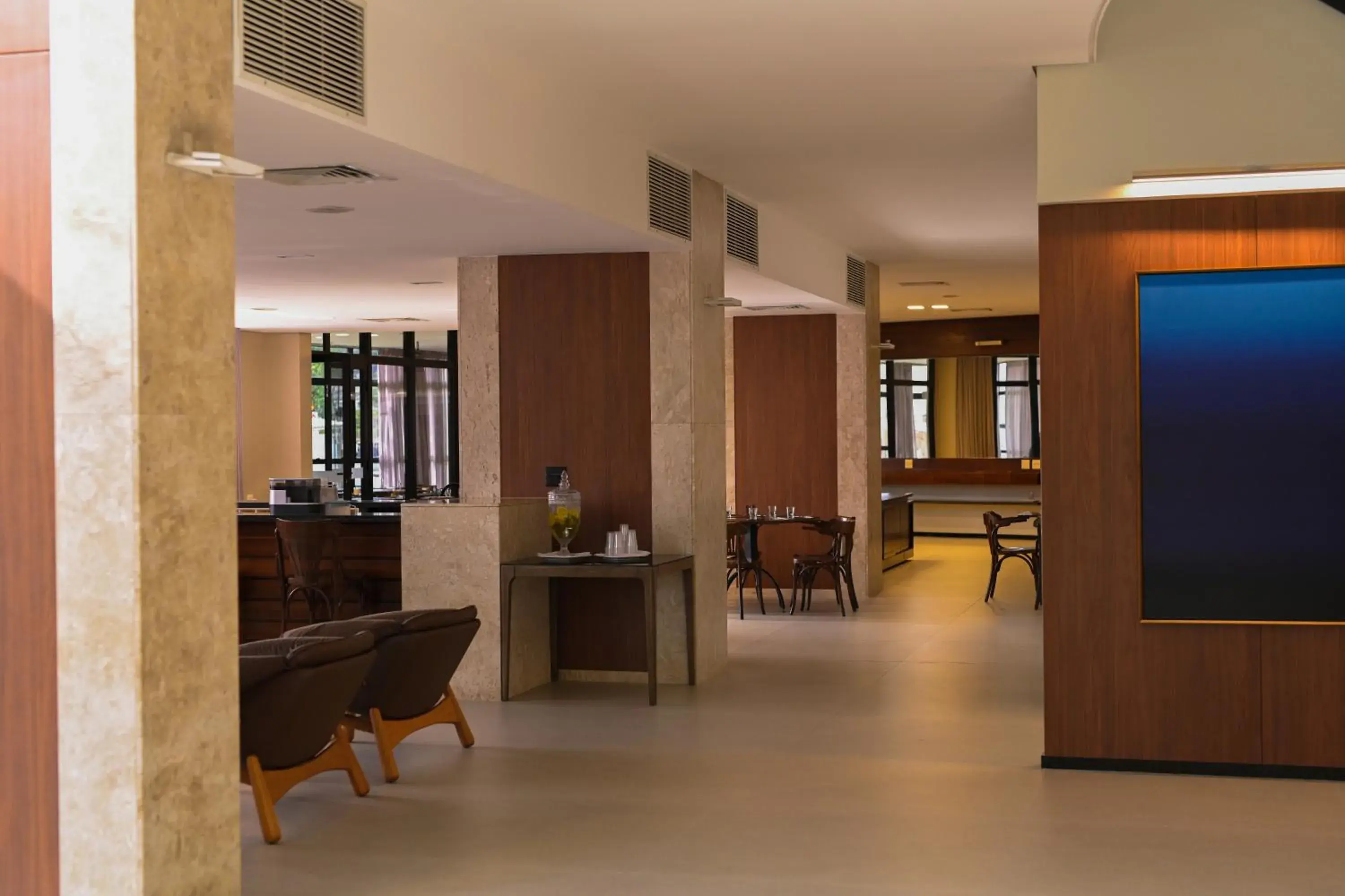 Lobby or reception in Executive Inn Hotel Lobby or reception in Executive Inn Hotel