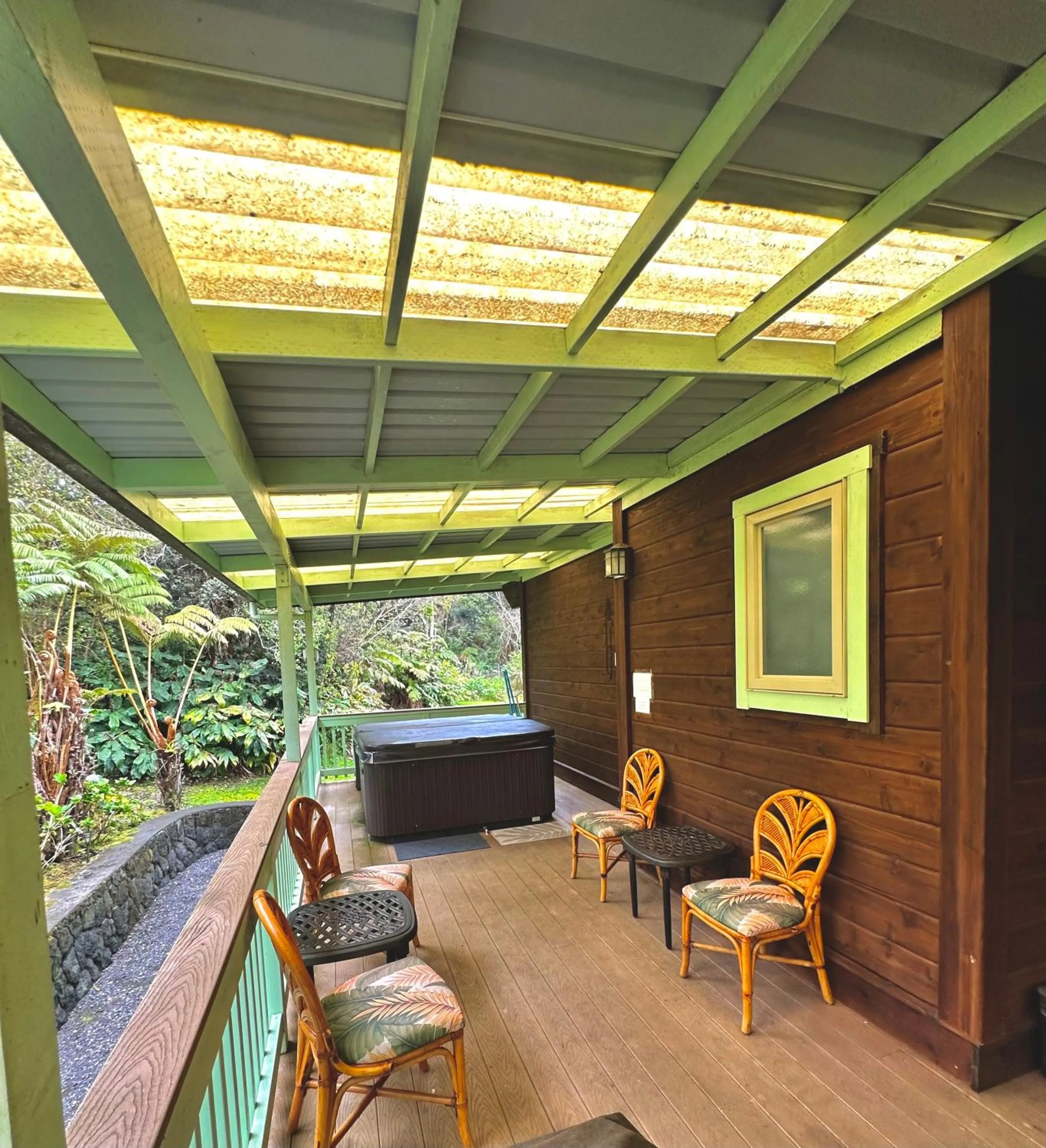 BBQ facilities in Volcano Hideaway Cabin as seen on HGTV