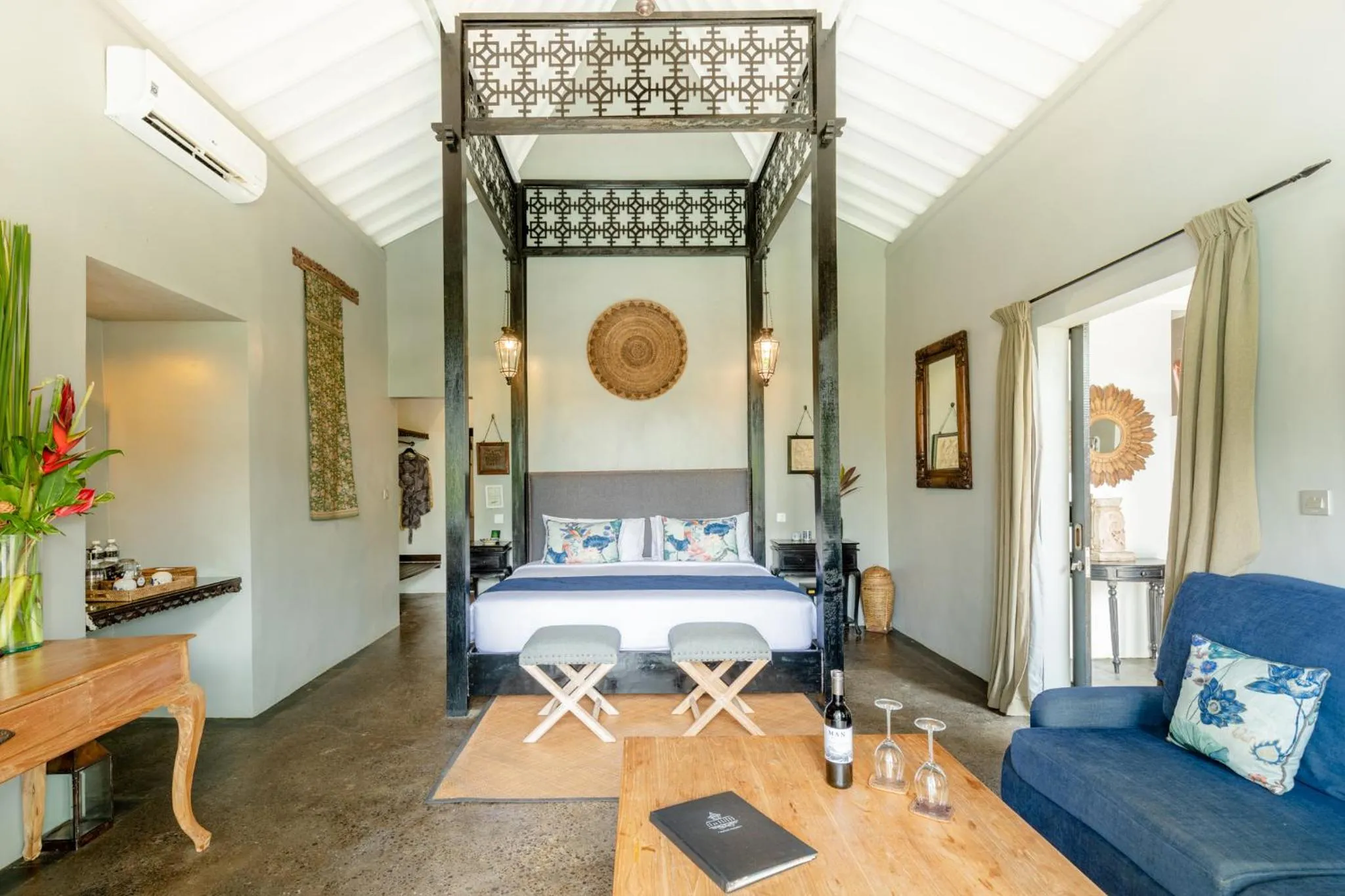 Photo of the whole room in 11 on Kajeng