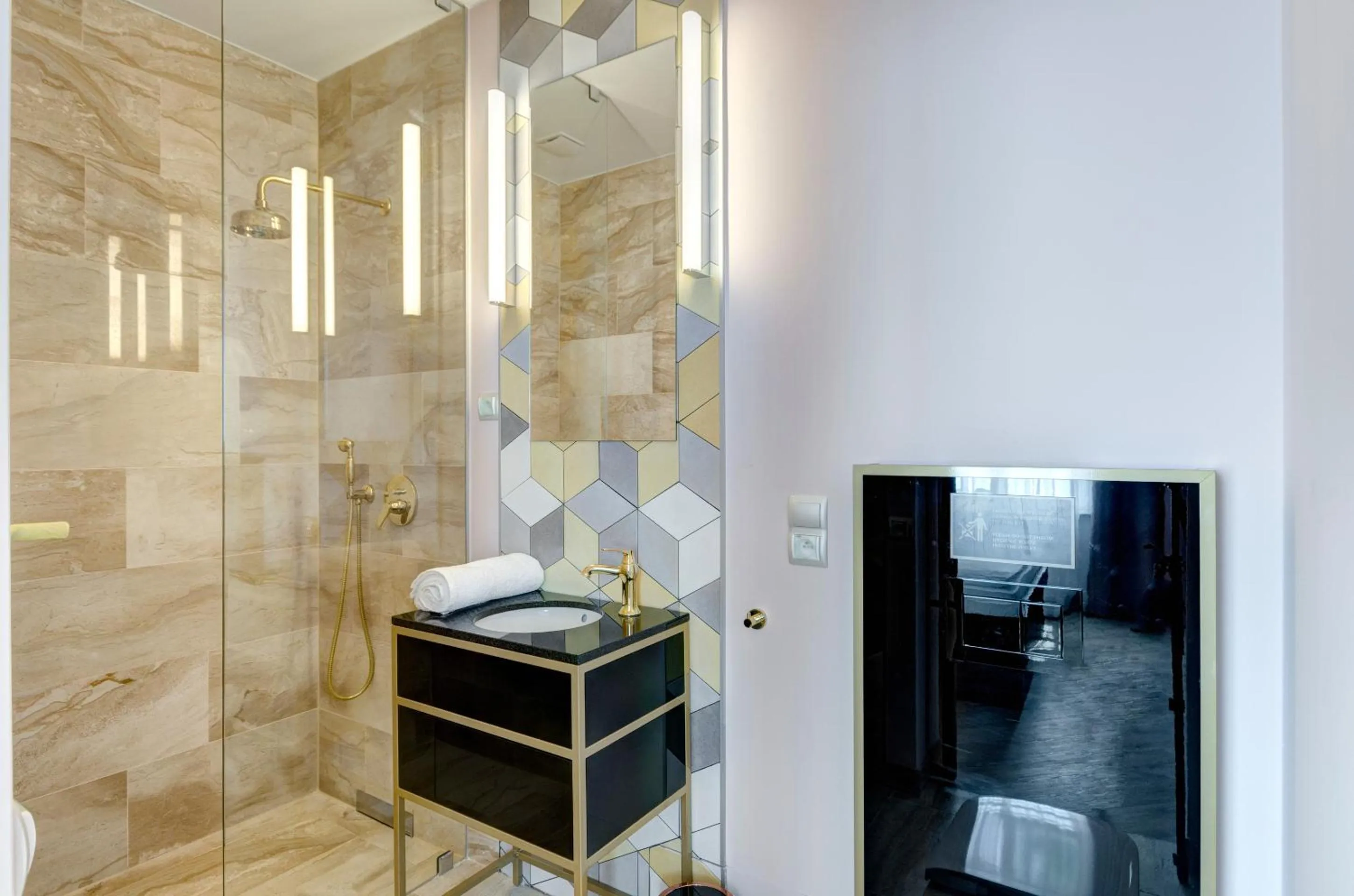 Shower in Apartamenty Sowa Gdańsk