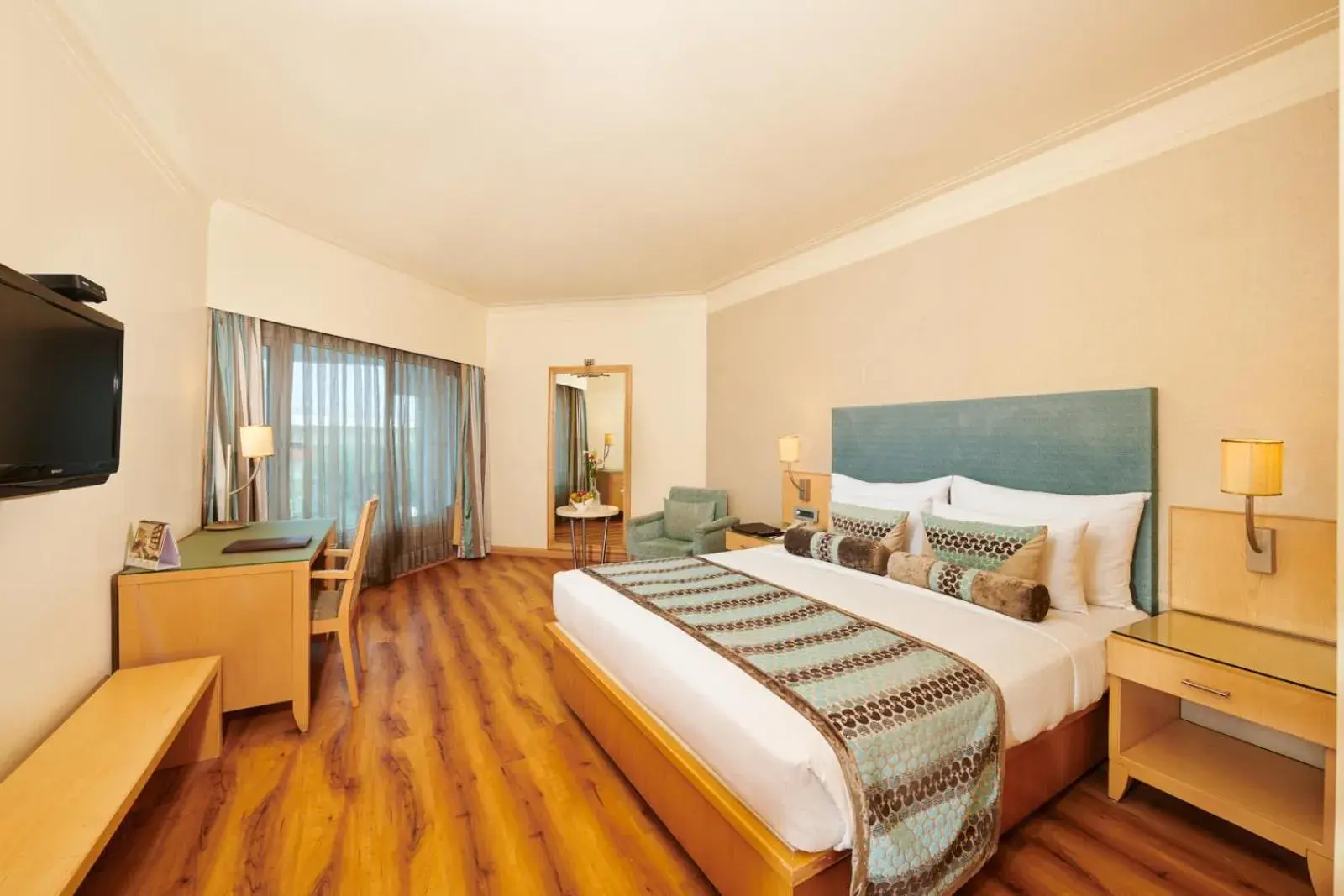 Bed in The Pride Hotel, Nagpur Bed in The Pride Hotel, Nagpur