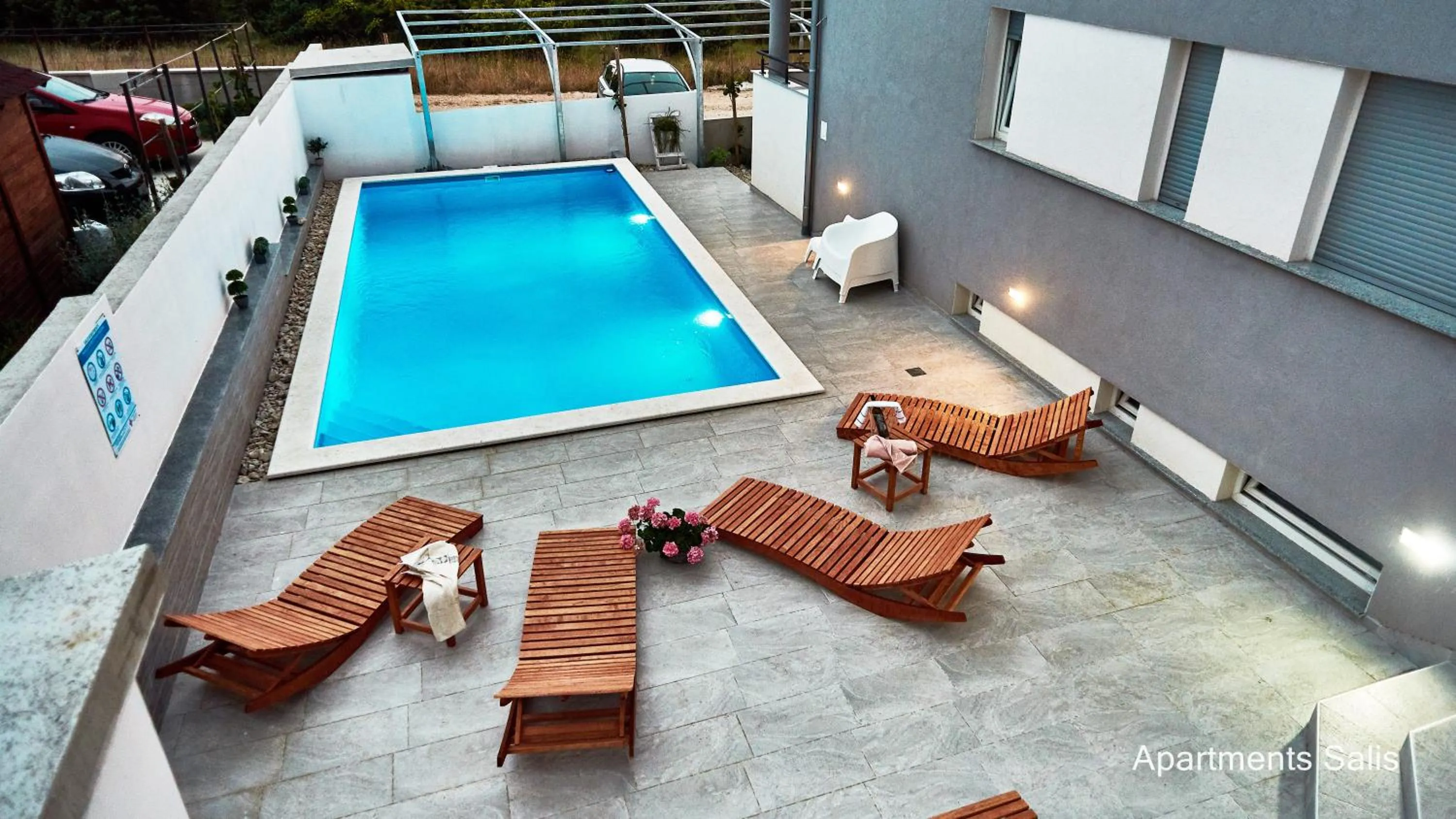 Salis Apartments