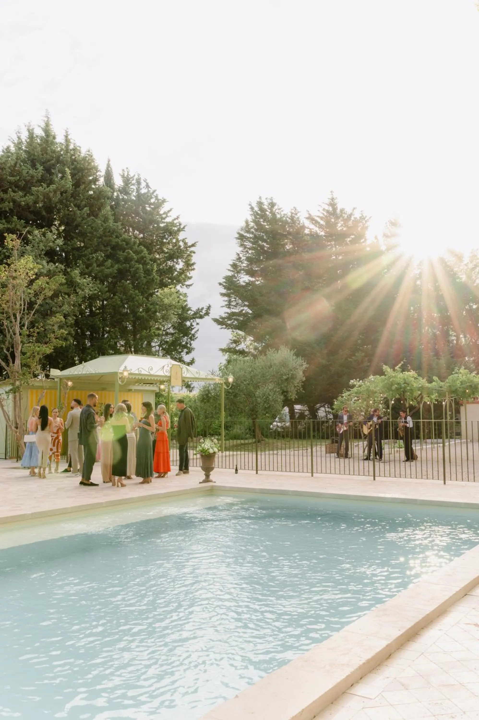 Swimming pool in Auberge de la Treille - Chambres d'Hôtes