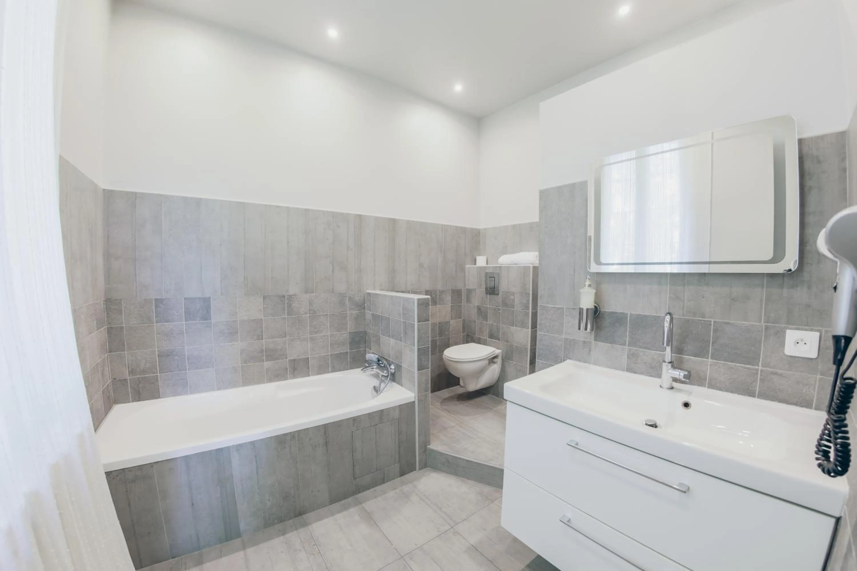 Shower in Auberge de la Treille - Chambres d'Hôtes