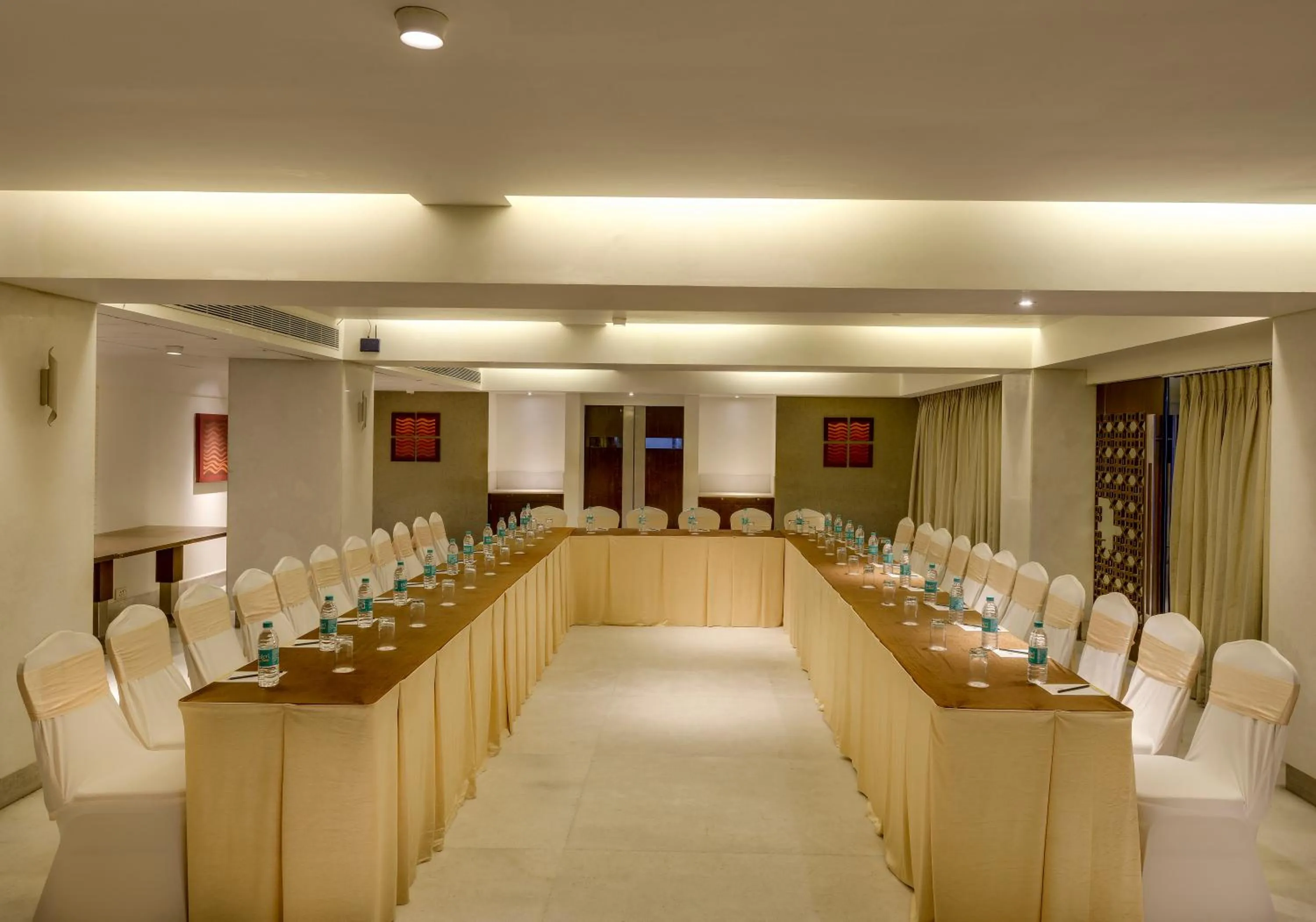 Banquet/Function facilities in Pride Hotel, Chennai