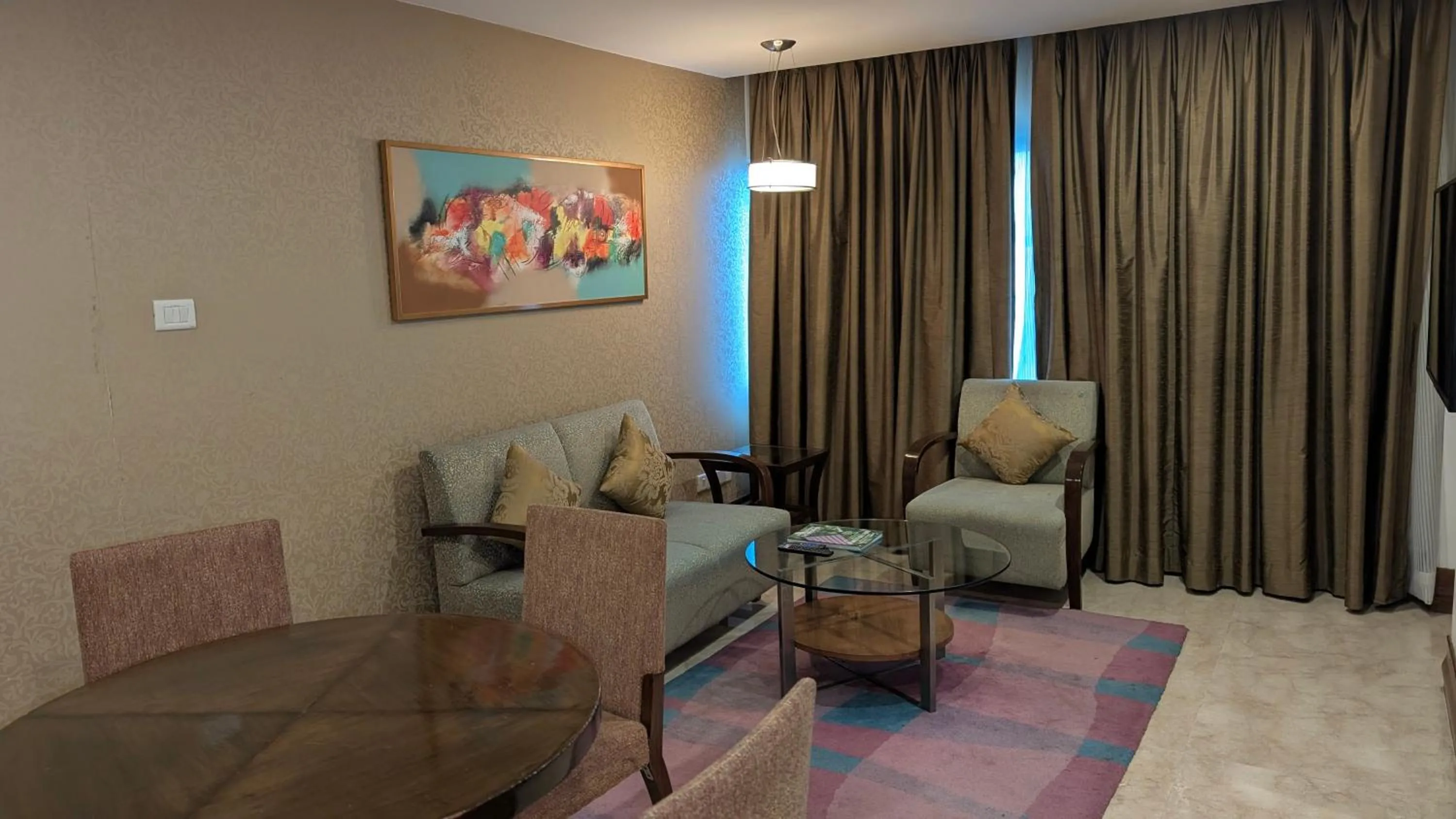 Living room in Pride Hotel, Chennai