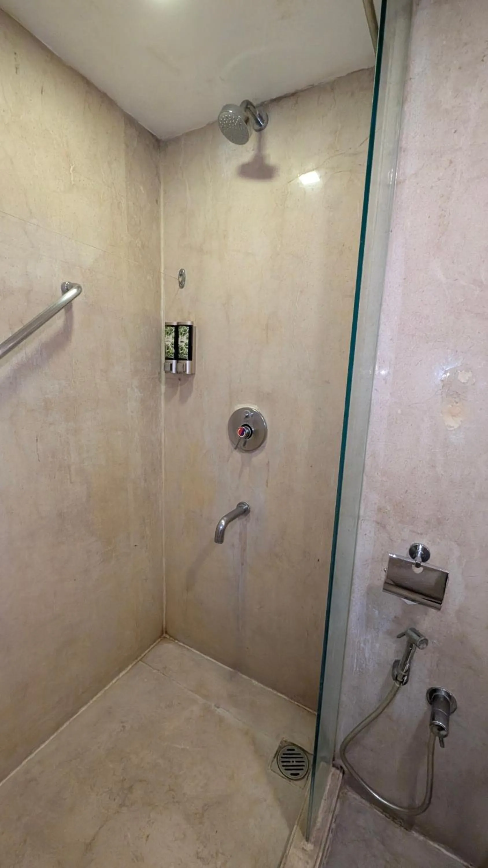 Bathroom in Pride Hotel, Chennai