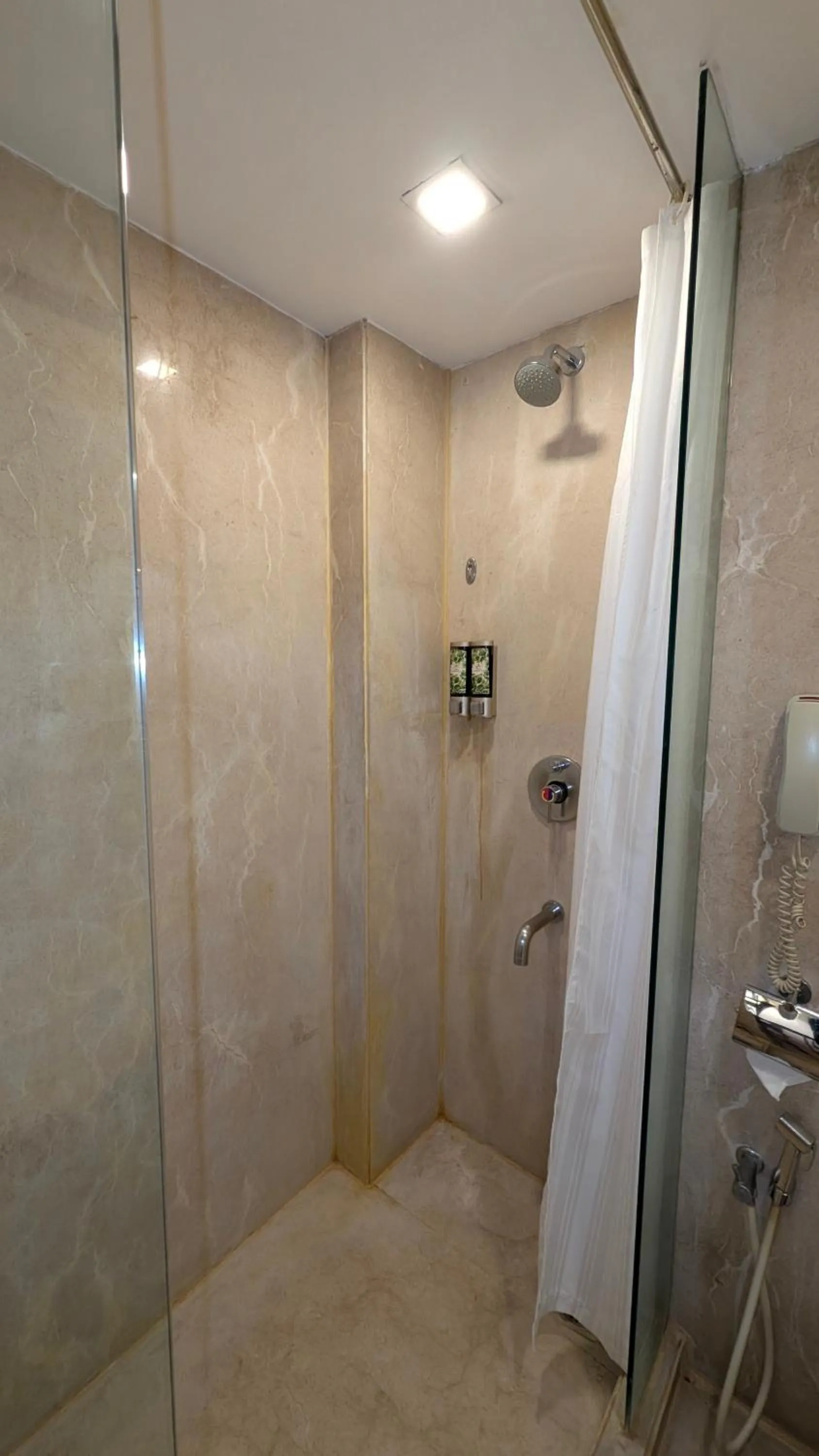 Bathroom in Pride Hotel, Chennai