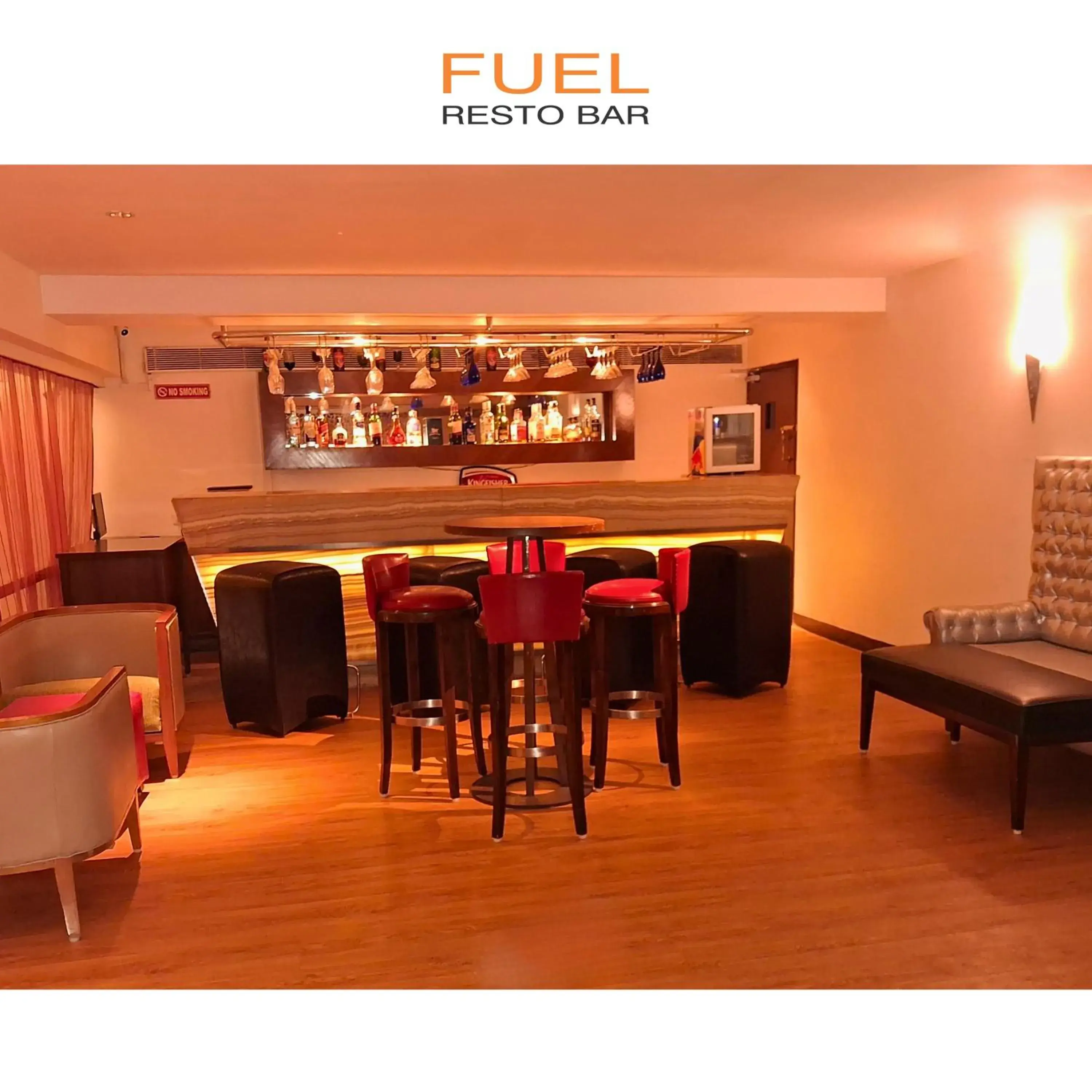 Lounge or bar in Pride Hotel, Chennai Lounge or bar in Pride Hotel, Chennai