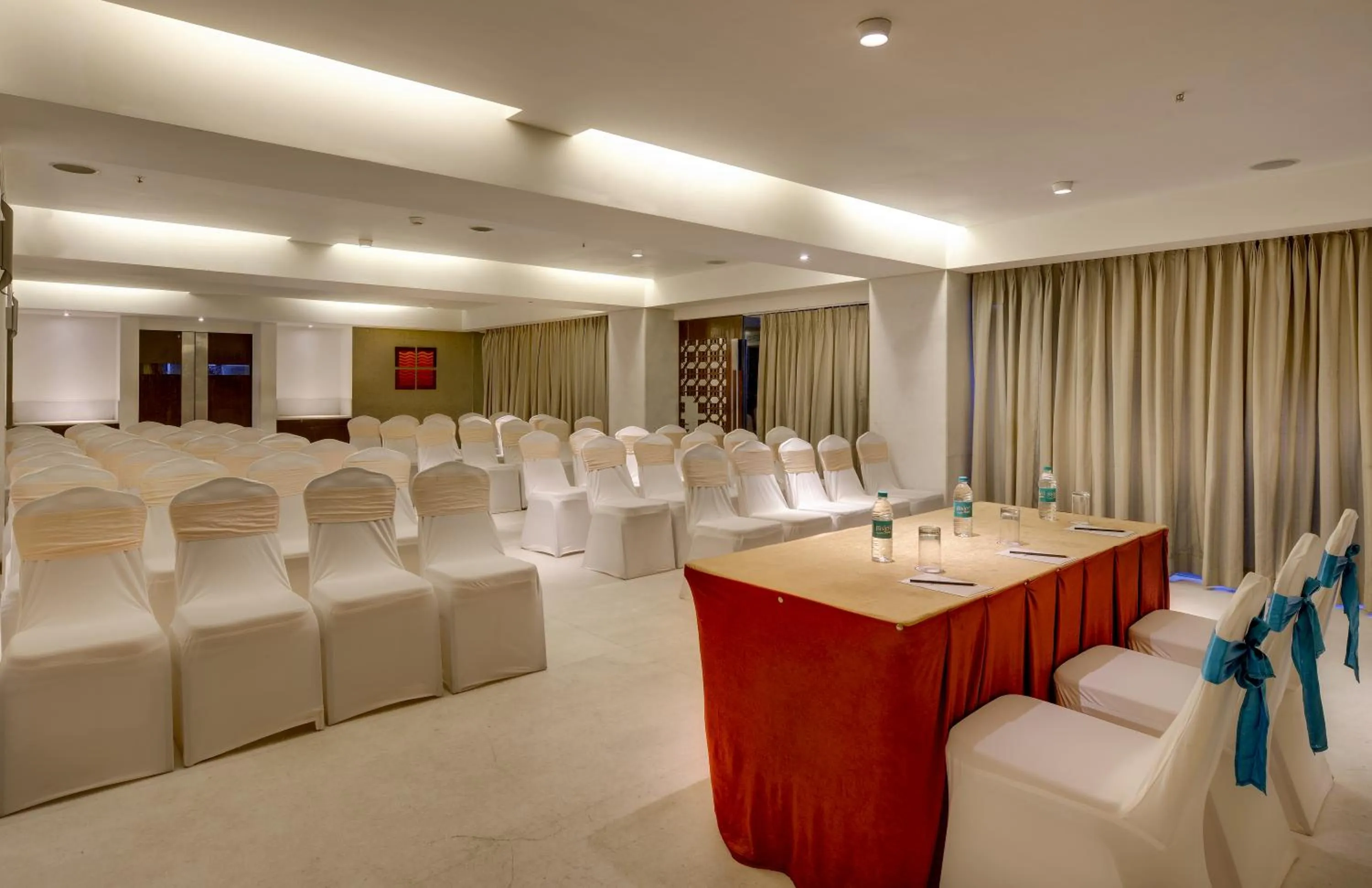 Meeting/conference room in Pride Hotel, Chennai