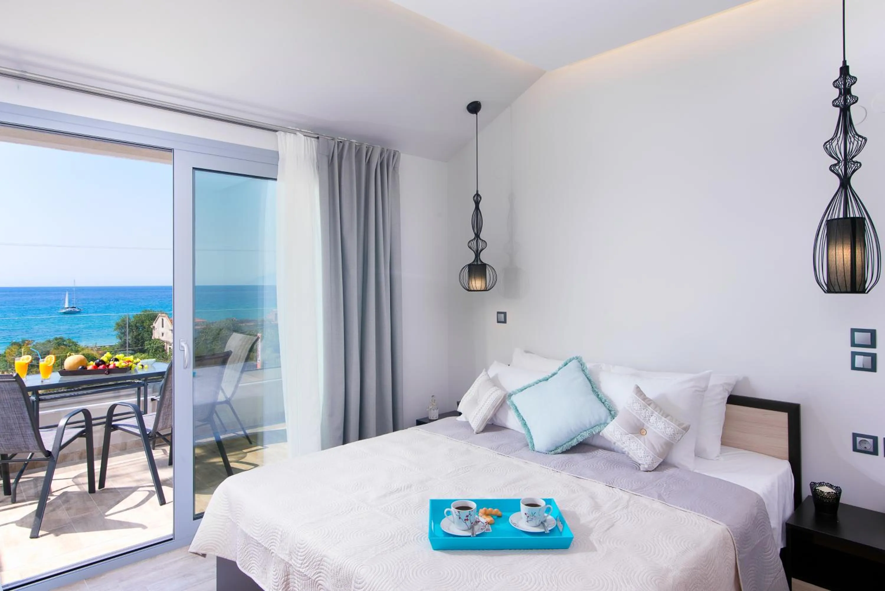 Bed in The Dome Luxury