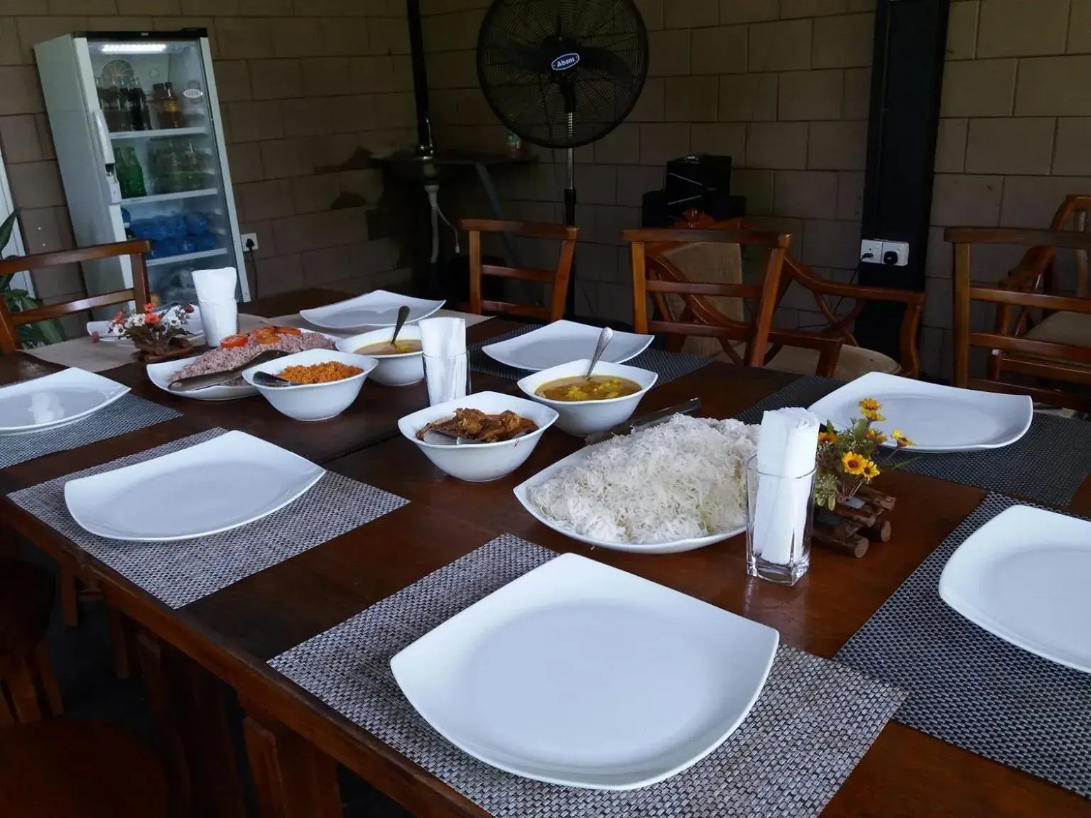 Restaurant/places to eat in Hantara Udawalawa Restaurant/places to eat in Hantara Udawalawa