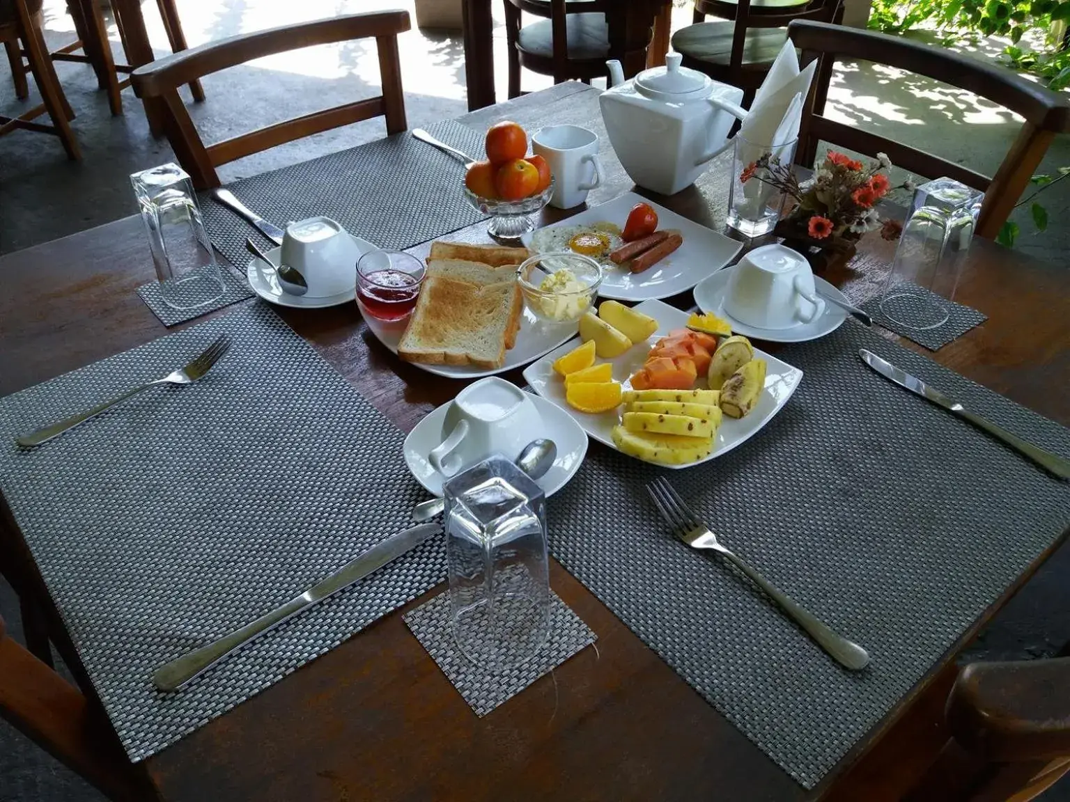 Restaurant/places to eat in Hantara Udawalawa Restaurant/places to eat in Hantara Udawalawa