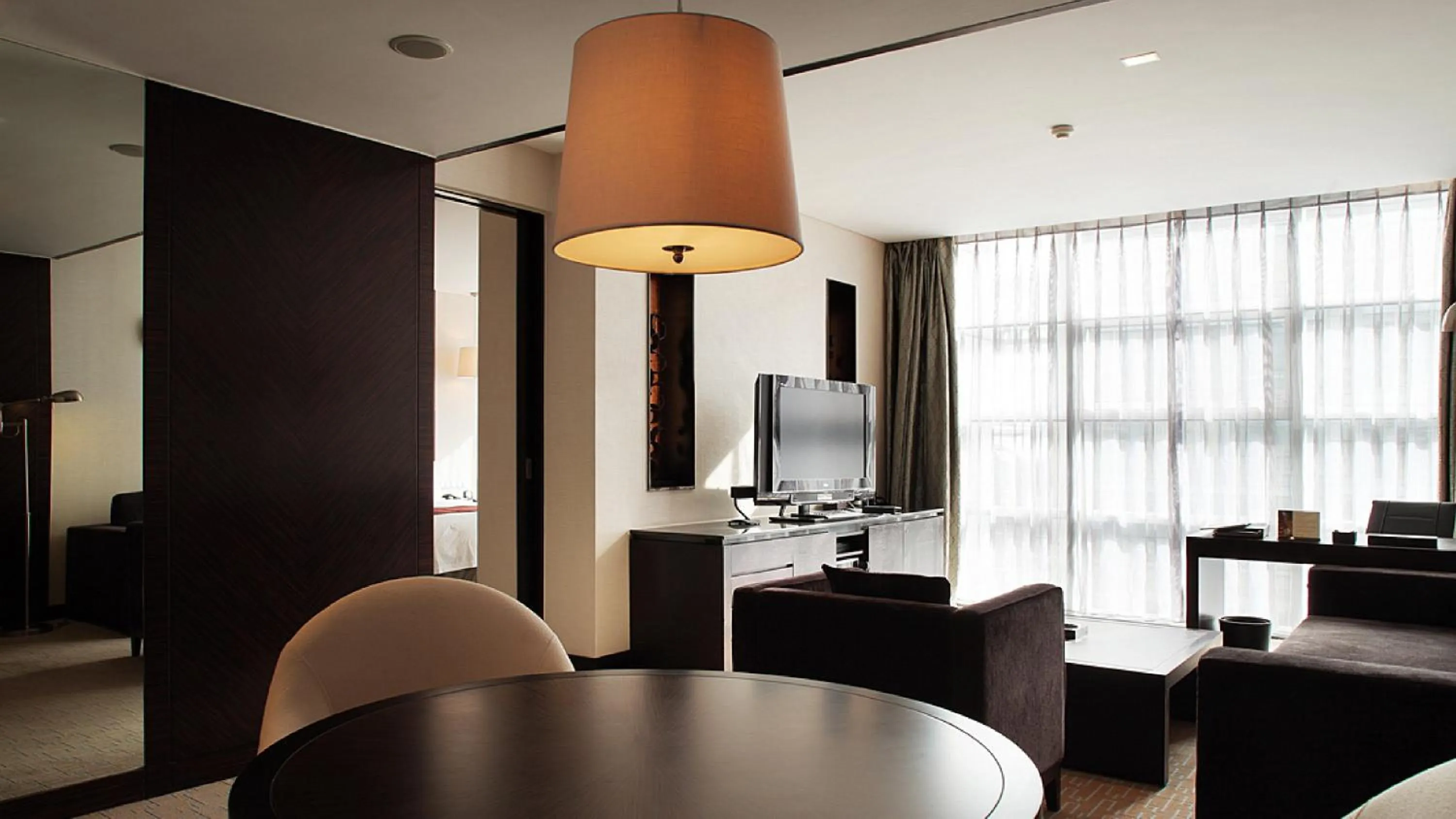 Photo of the whole room in InterContinental Qingdao by IHG l Inside the Olympic Sailing Center l May Fourth Square