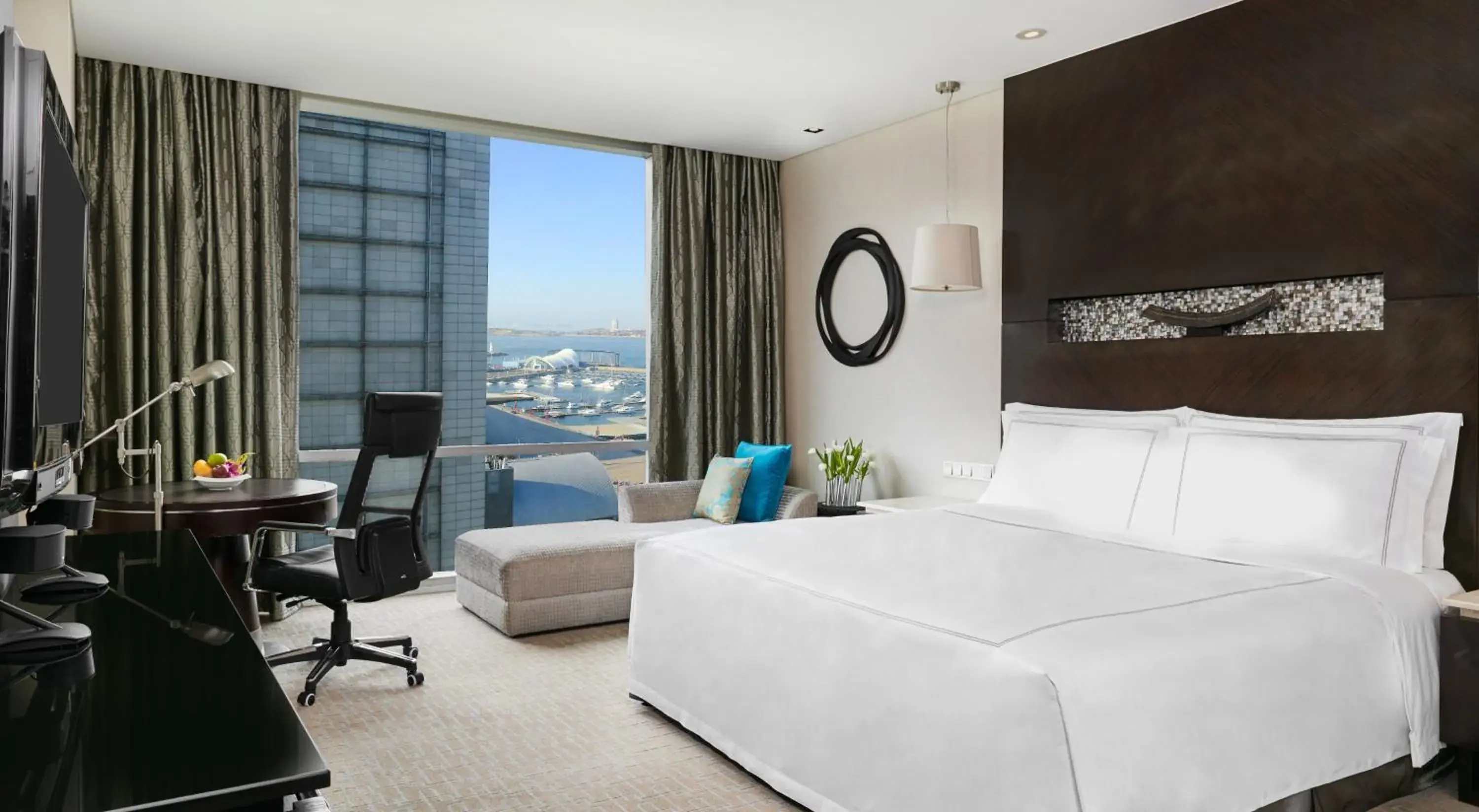 Bed in InterContinental Qingdao by IHG l Inside the Olympic Sailing Center l May Fourth Square Bed in InterContinental Qingdao by IHG l Inside the Olympic Sailing Center l May Fourth Square
