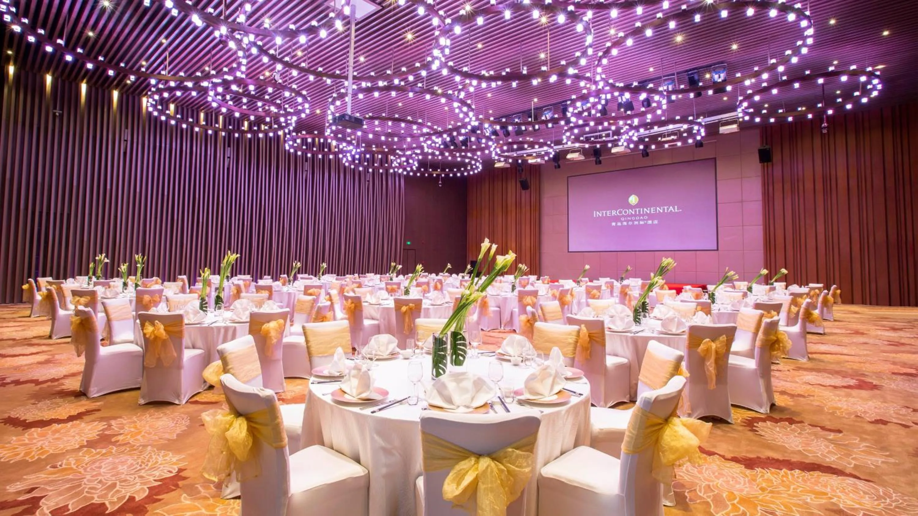 Banquet/Function facilities in InterContinental Qingdao by IHG l Inside the Olympic Sailing Center l May Fourth Square
