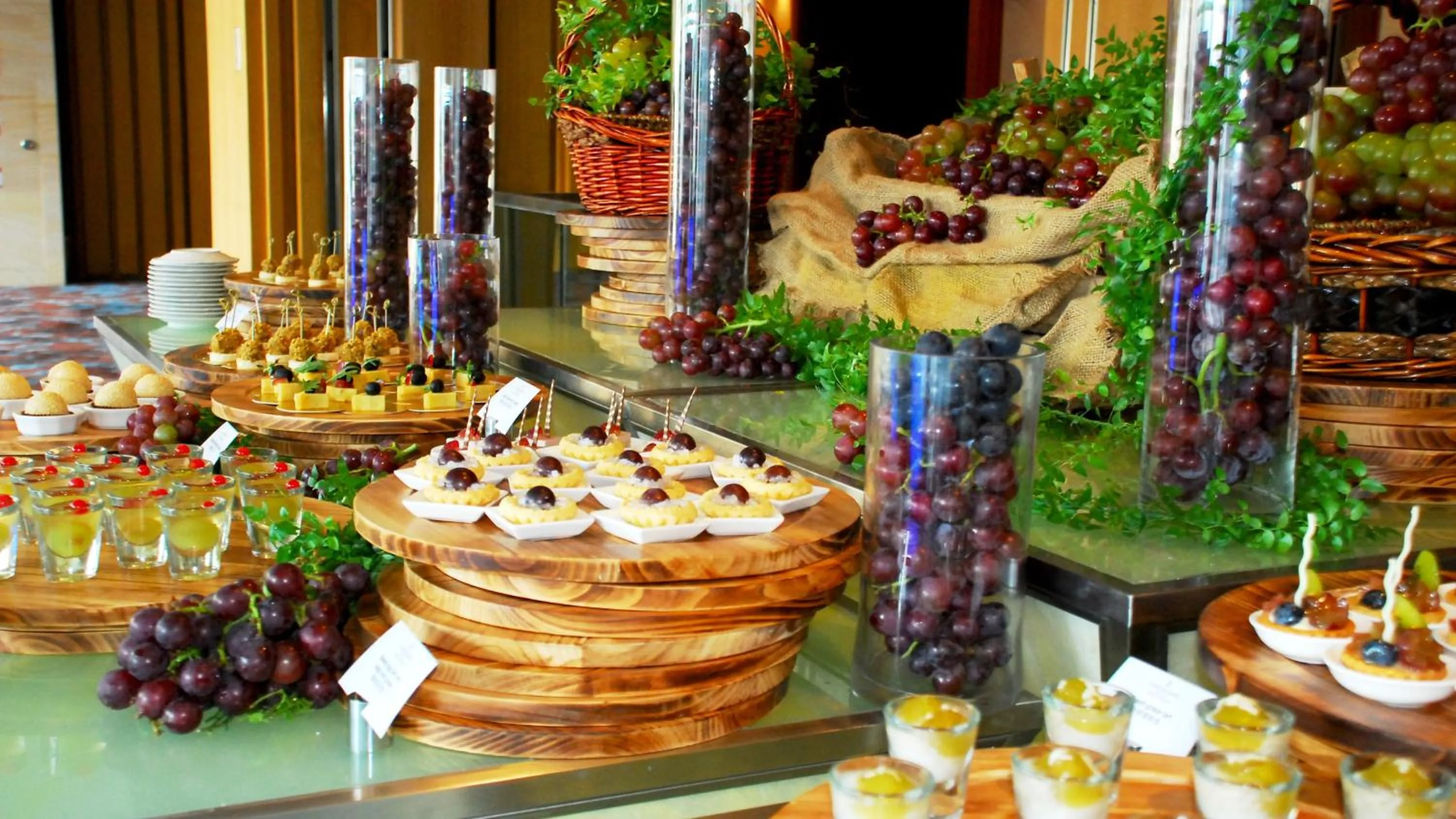 Meeting/conference room in InterContinental Qingdao by IHG l Inside the Olympic Sailing Center l May Fourth Square