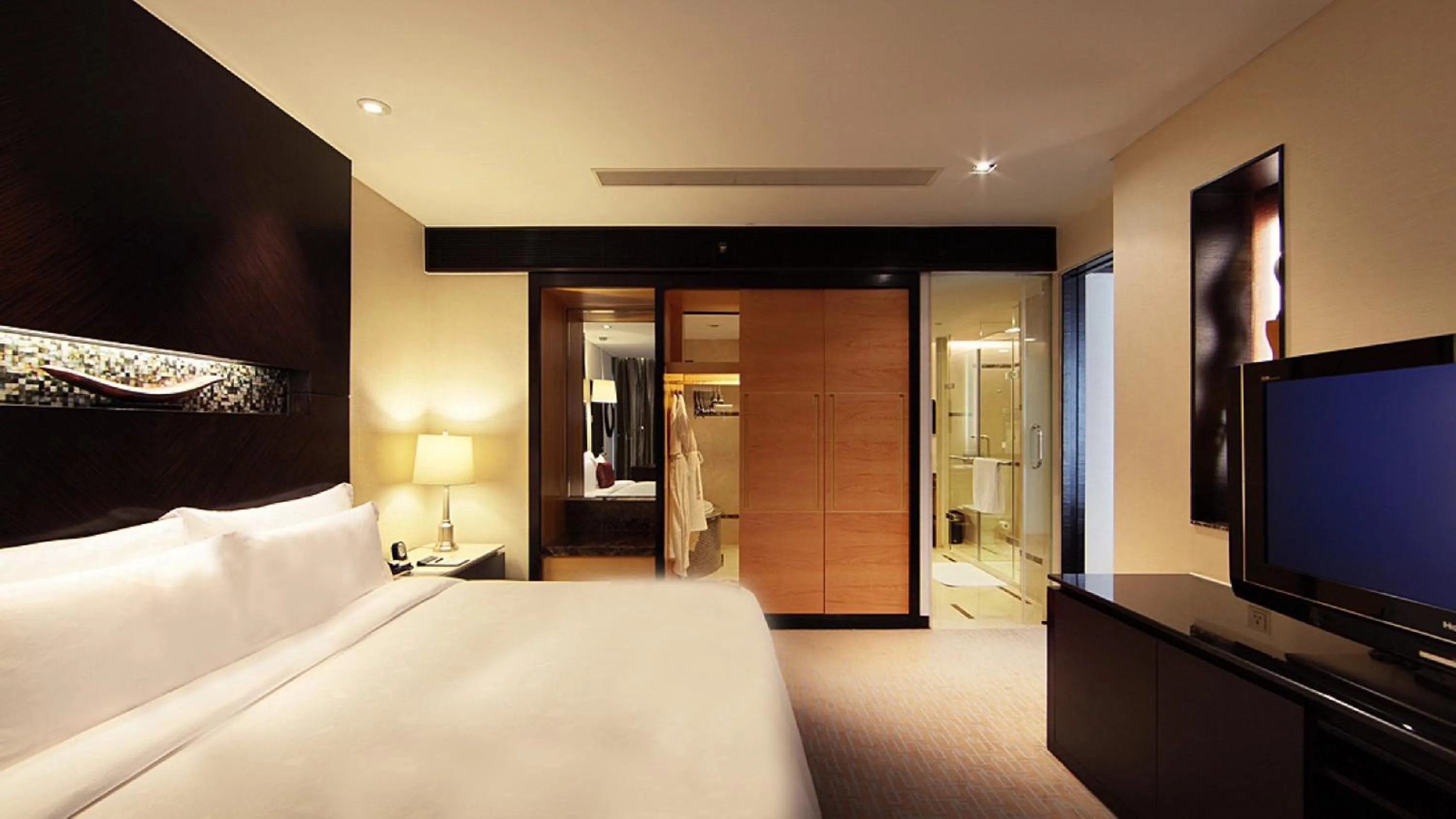 Bedroom, Bed in InterContinental Qingdao by IHG l Inside the Olympic Sailing Center l May Fourth Square