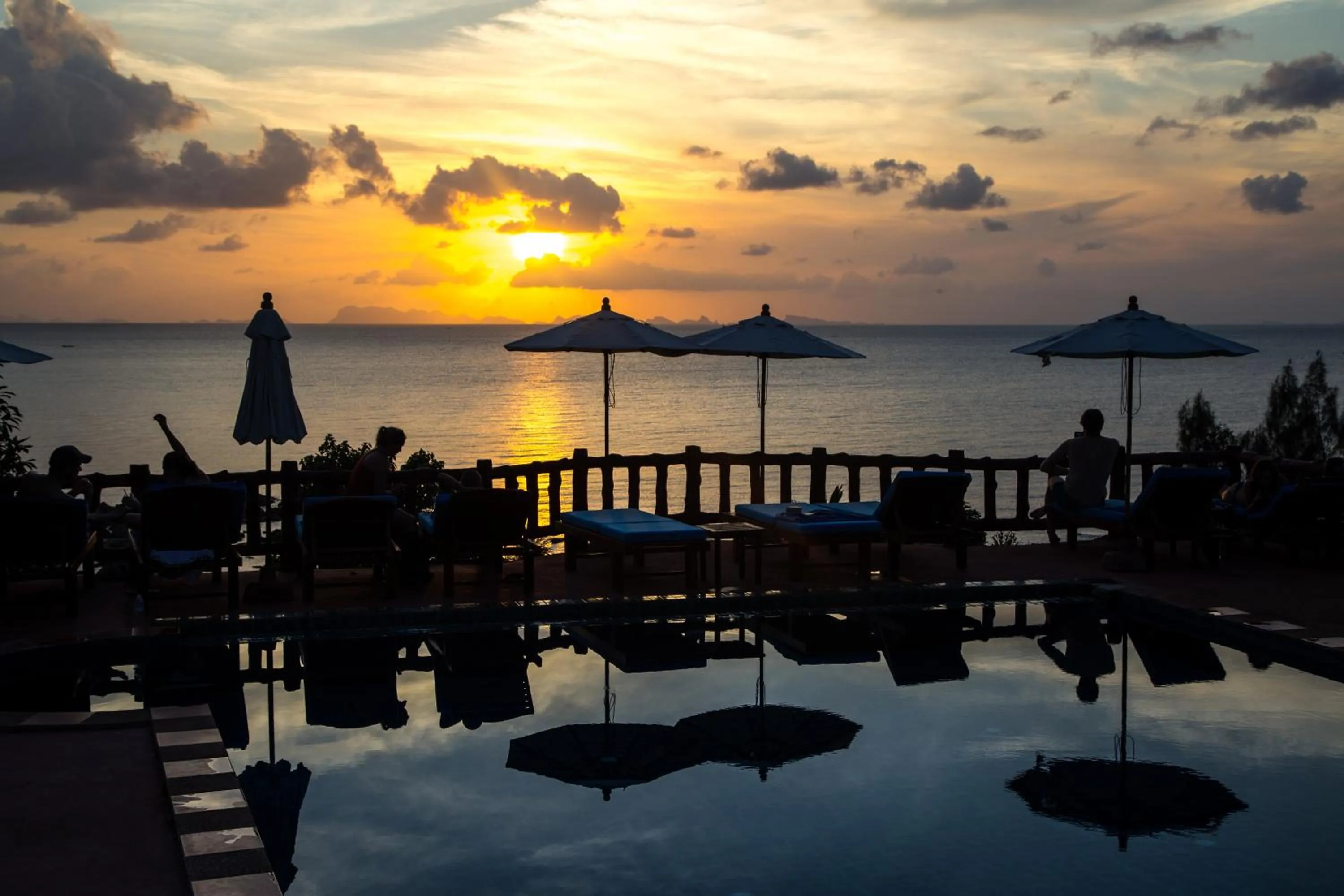 Swimming pool in Zama Resort Koh Phangan