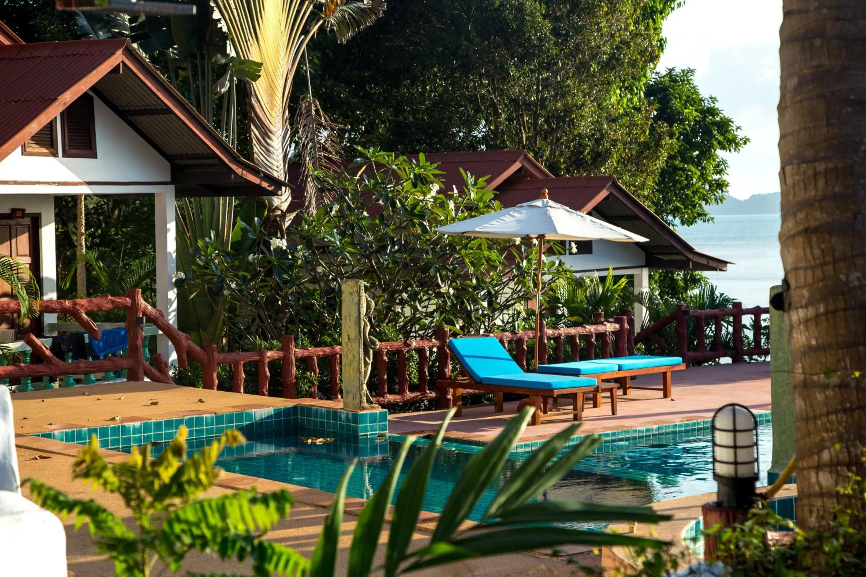 Swimming pool in Zama Resort Koh Phangan