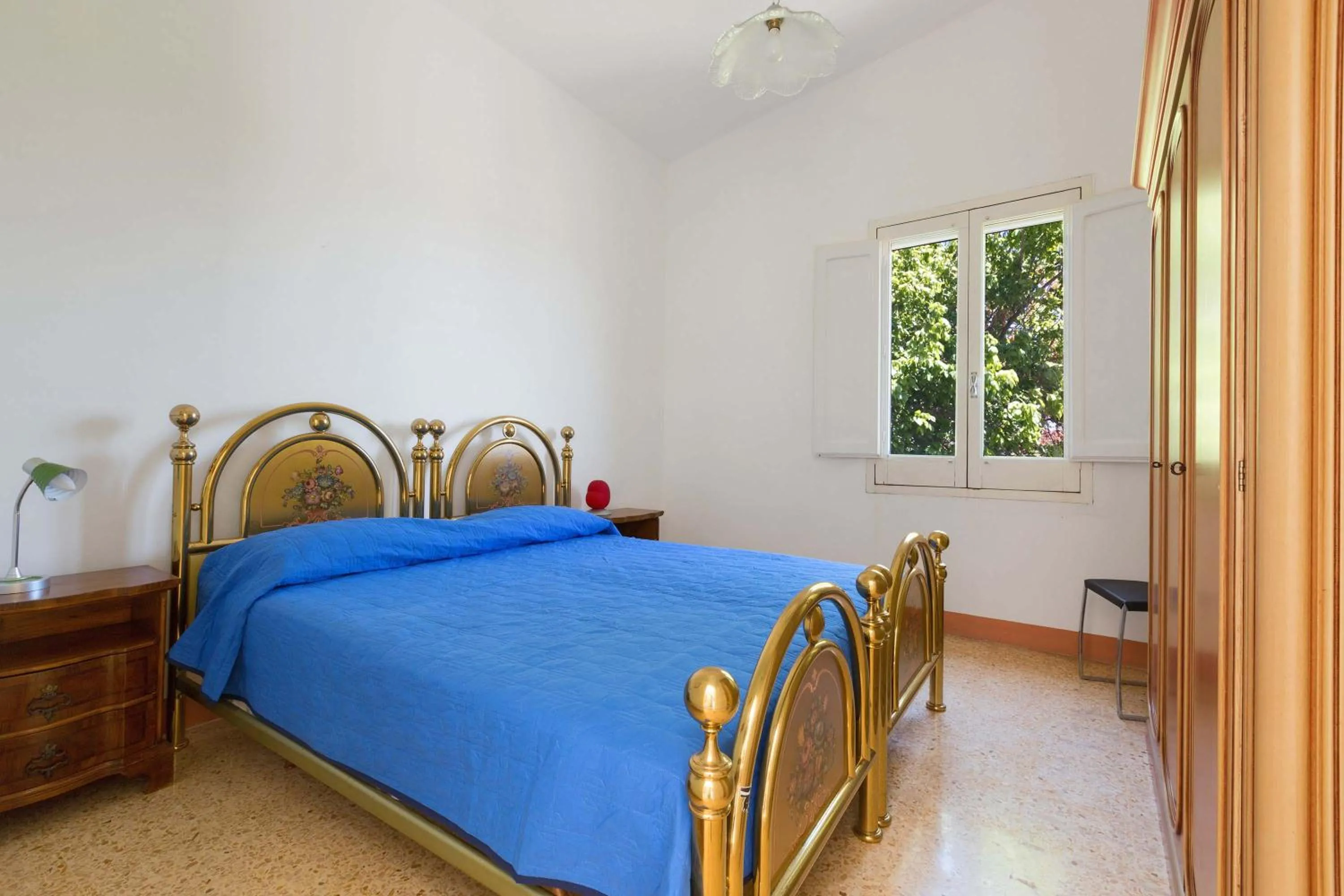 Bedroom, Bed in Villa dei Primi by BarbarHouse