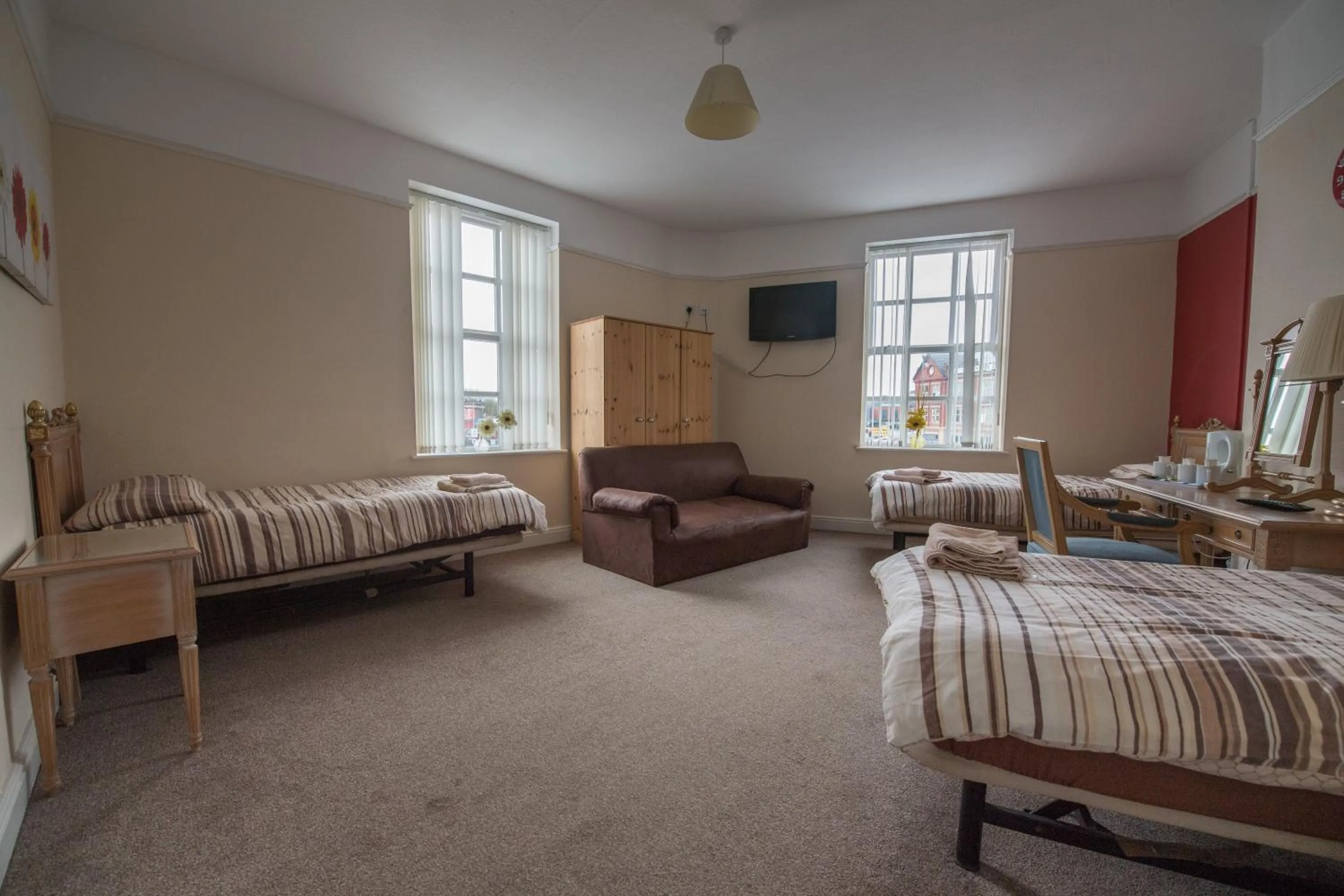 Family Room with Bathroom in The Rodney
