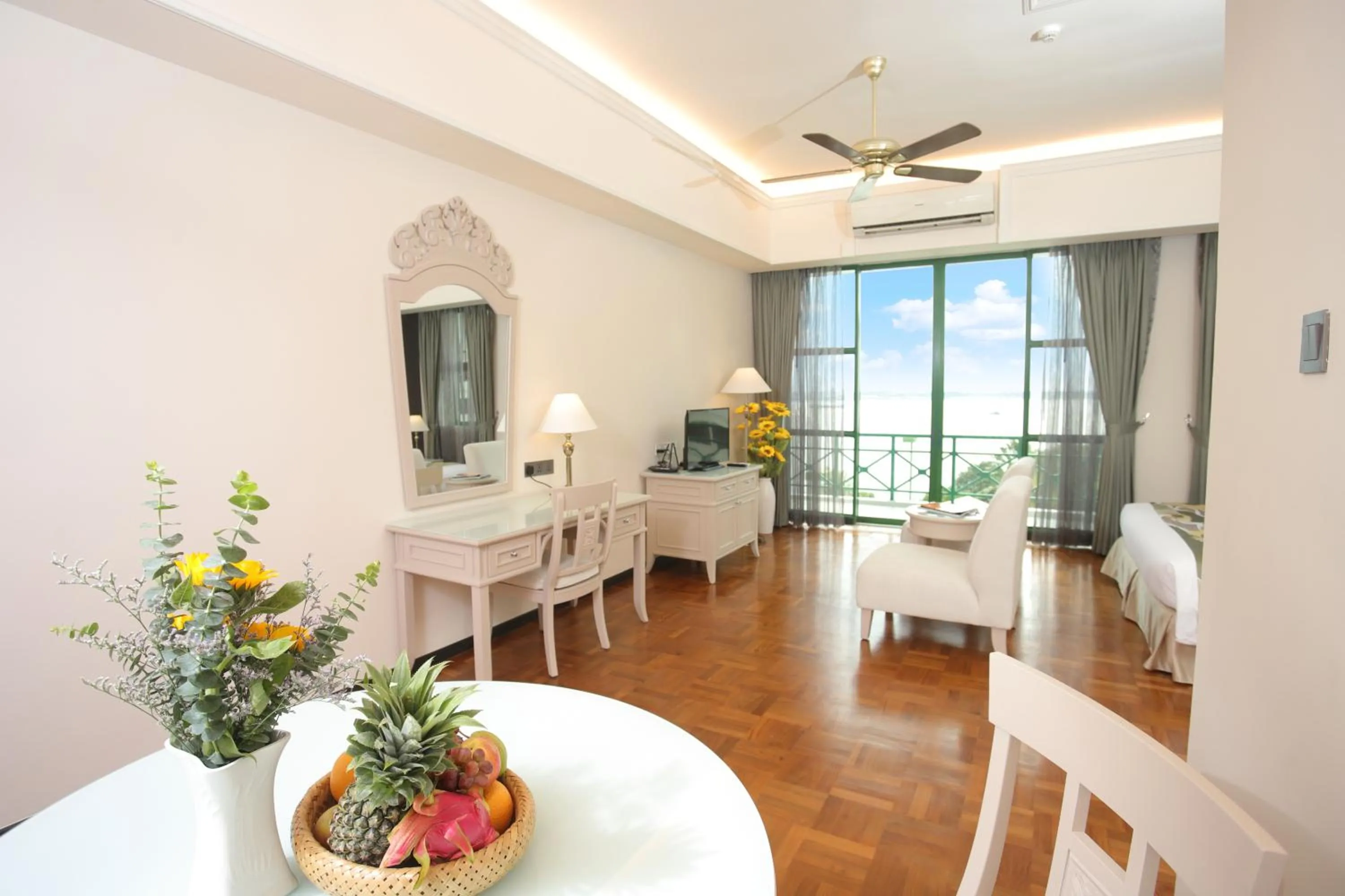 Living room in Himawari Hotel Apartments