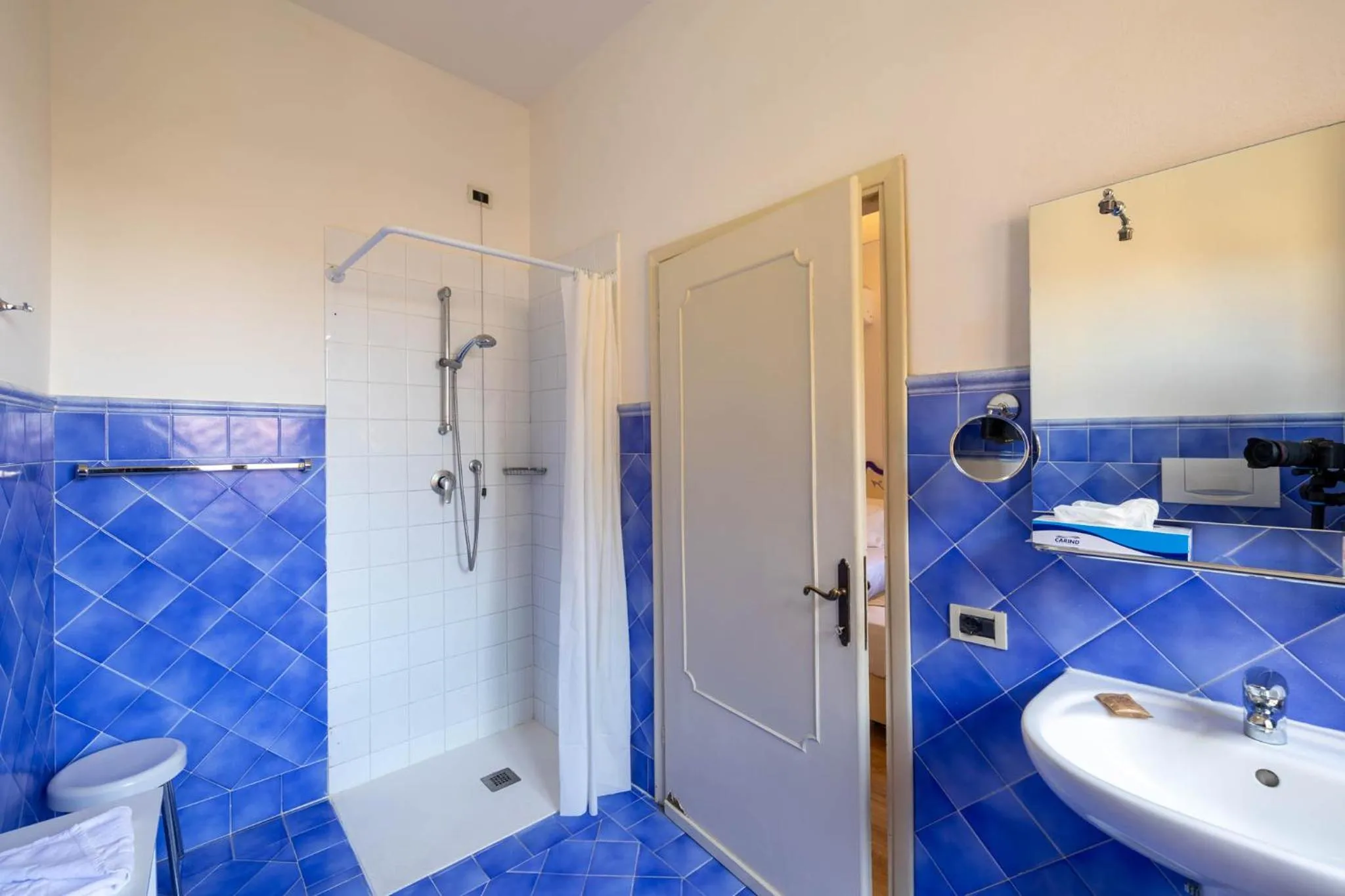 Shower in Quattro Gigli Hotel