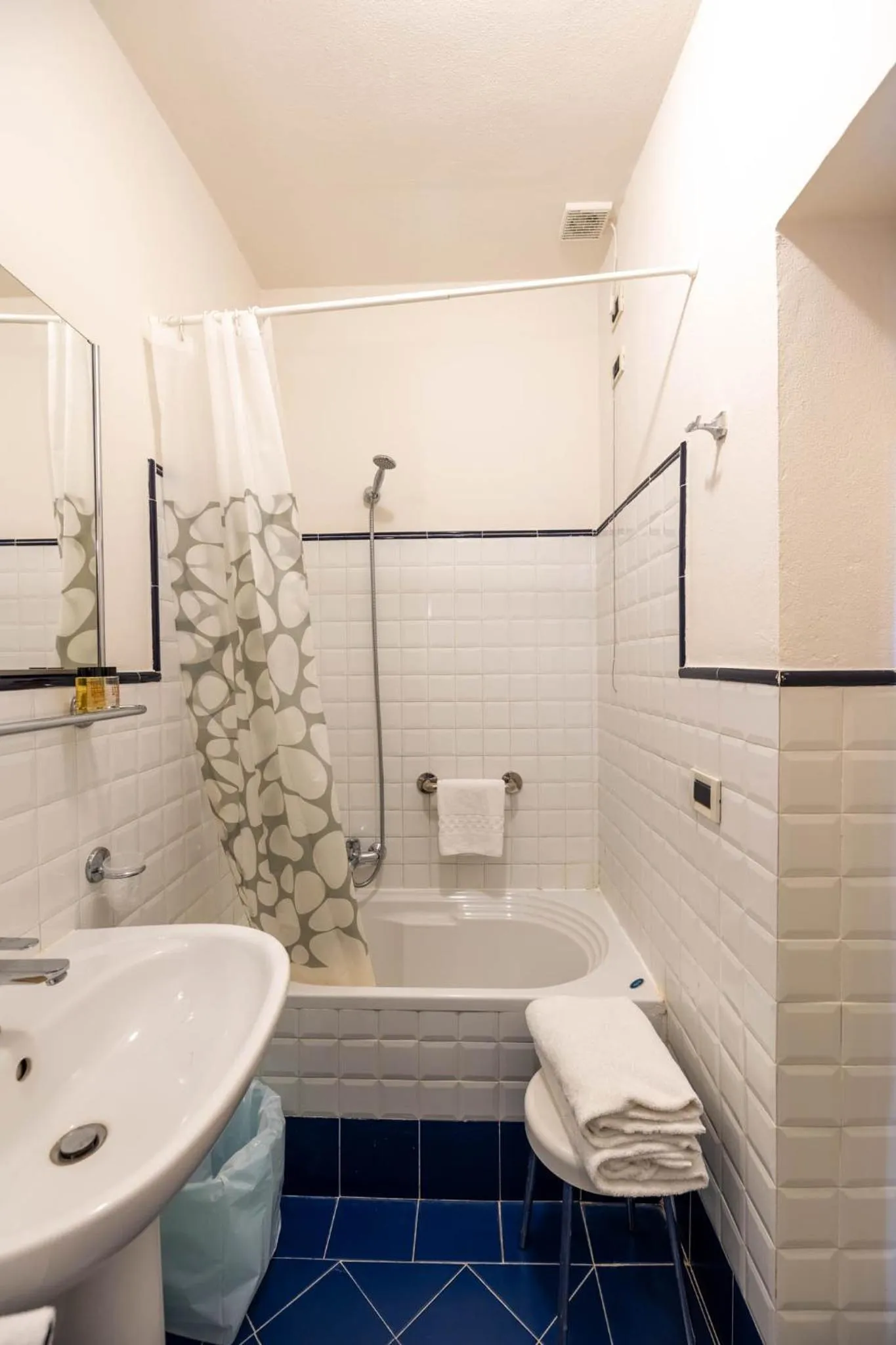 Shower in Quattro Gigli Hotel