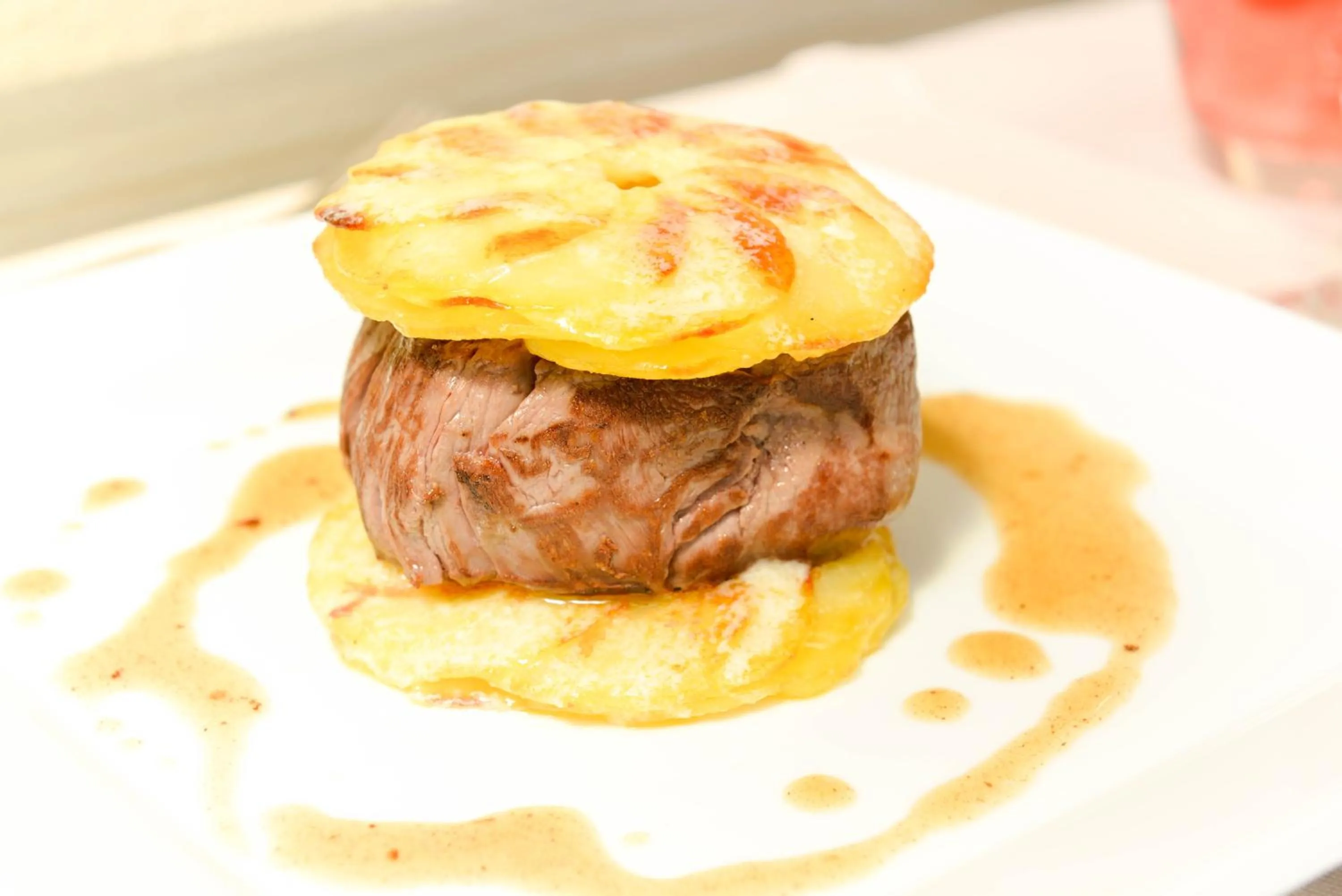 Restaurant/places to eat in Logis Hôtel Restaurant des Corbières