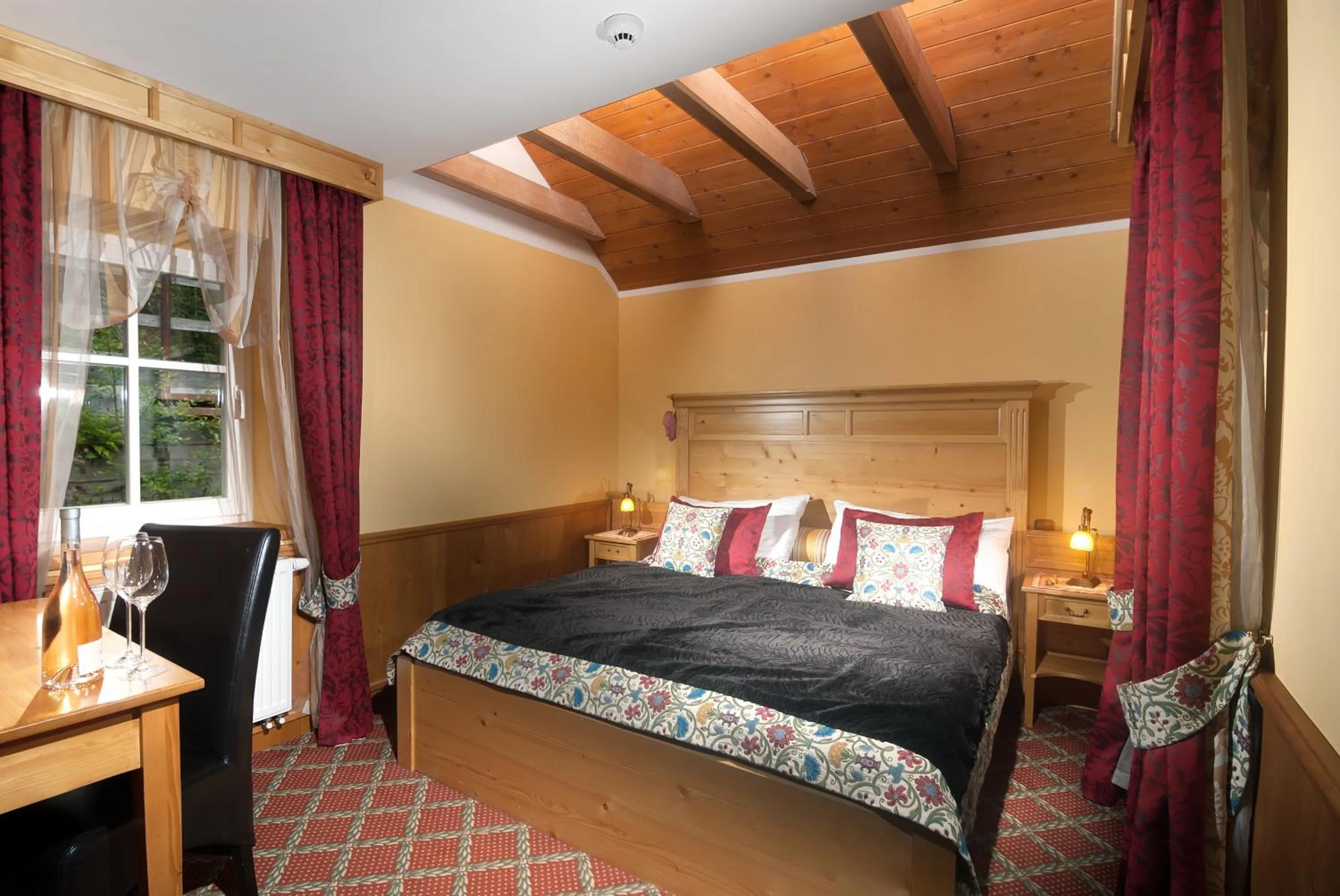 Bedroom, Bed in Hotel Pod Jasany