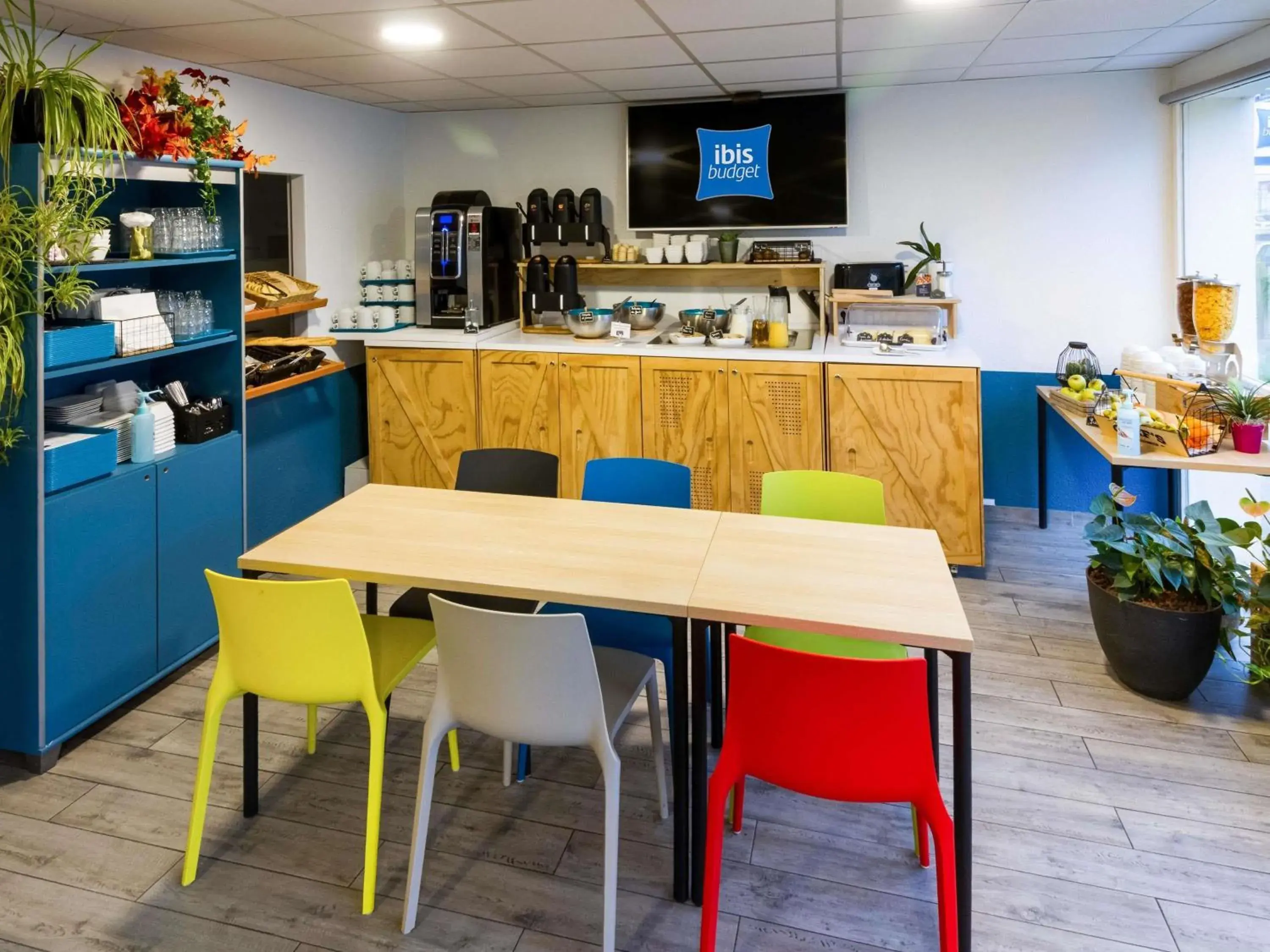 Property building in Ibis Budget Boulogne-Sur-Mer Centre les Ports Property building in Ibis Budget Boulogne-Sur-Mer Centre les Ports