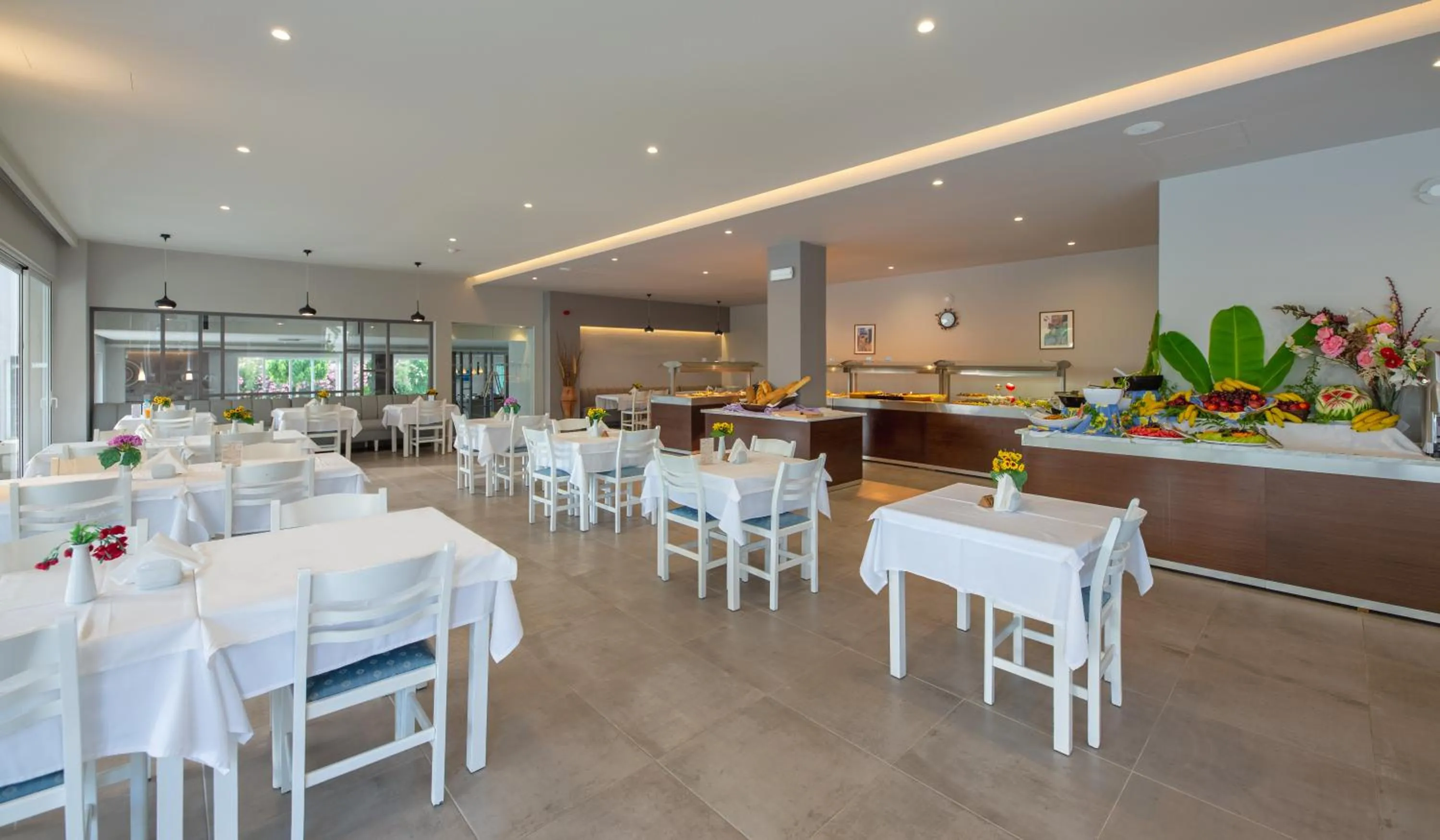 Restaurant/places to eat in Hotel Esperia