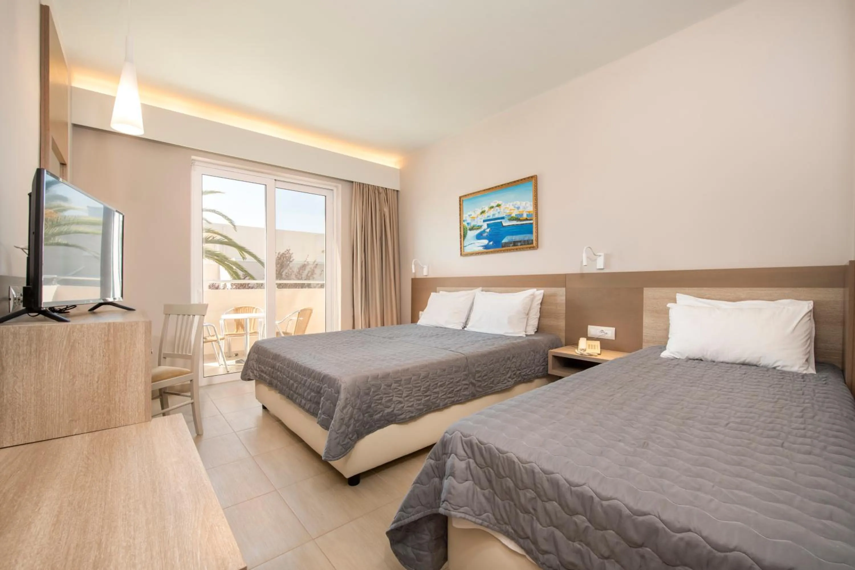 Bed in Hotel Esperia