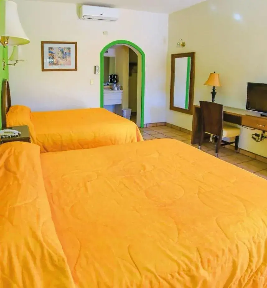 Bed in Hacienda Suites Loreto Bed in Hacienda Suites Loreto