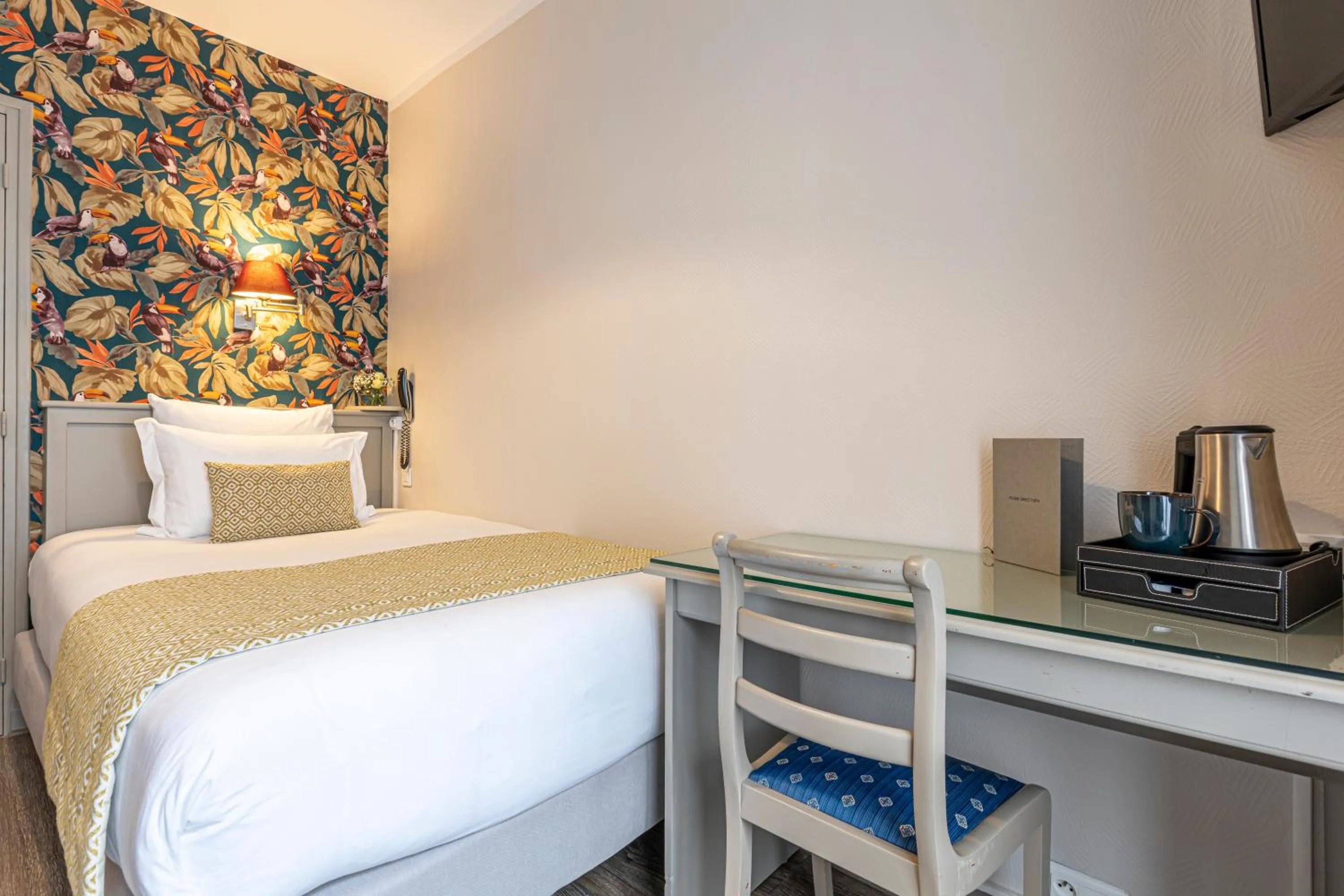 Bed in Splendid Hôtel