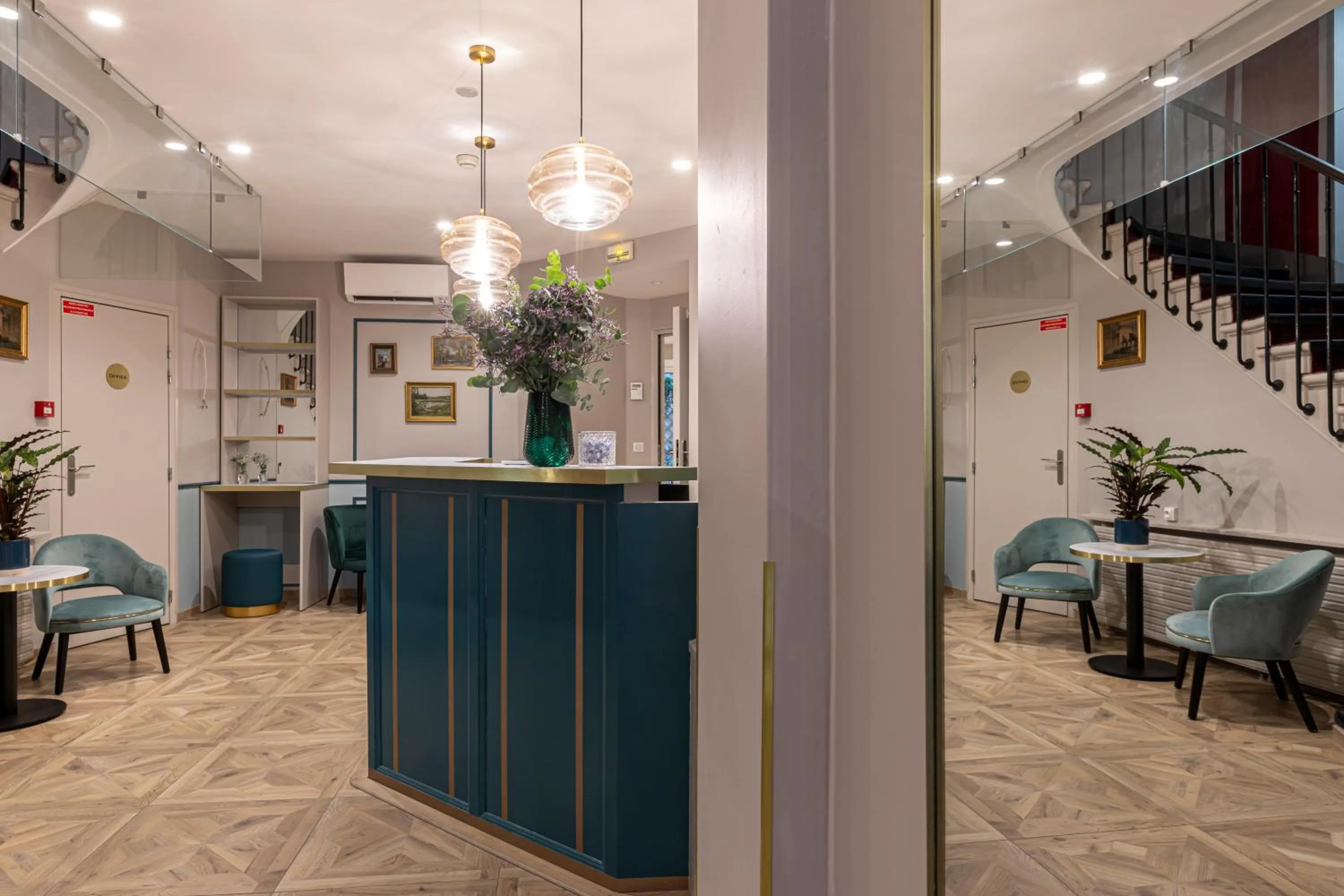 Lobby or reception in Splendid Hôtel